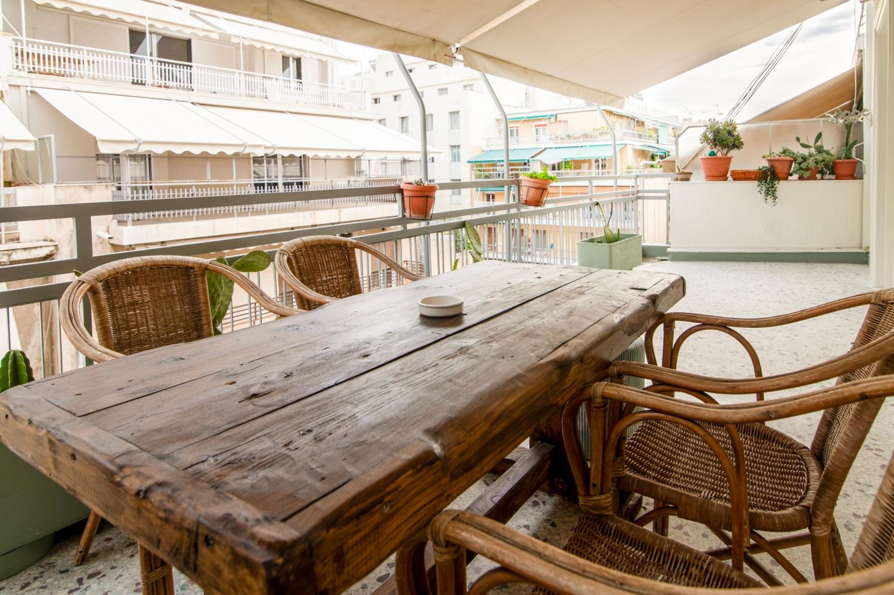 Stylish 2-Bedroom Apartment with Big Terrace in Athens