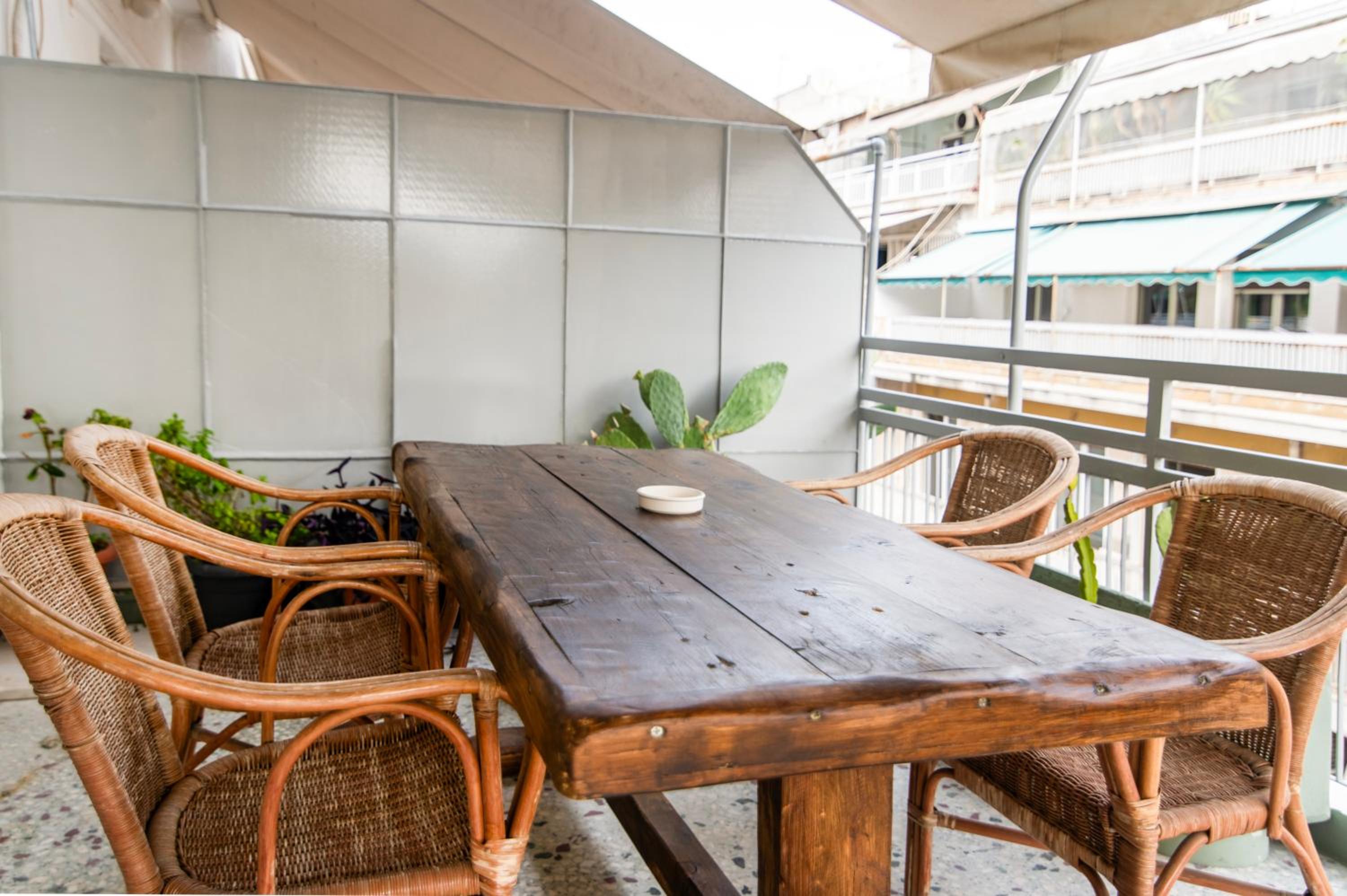 Stylish 2-Bedroom Apartment with Big Terrace in Athens