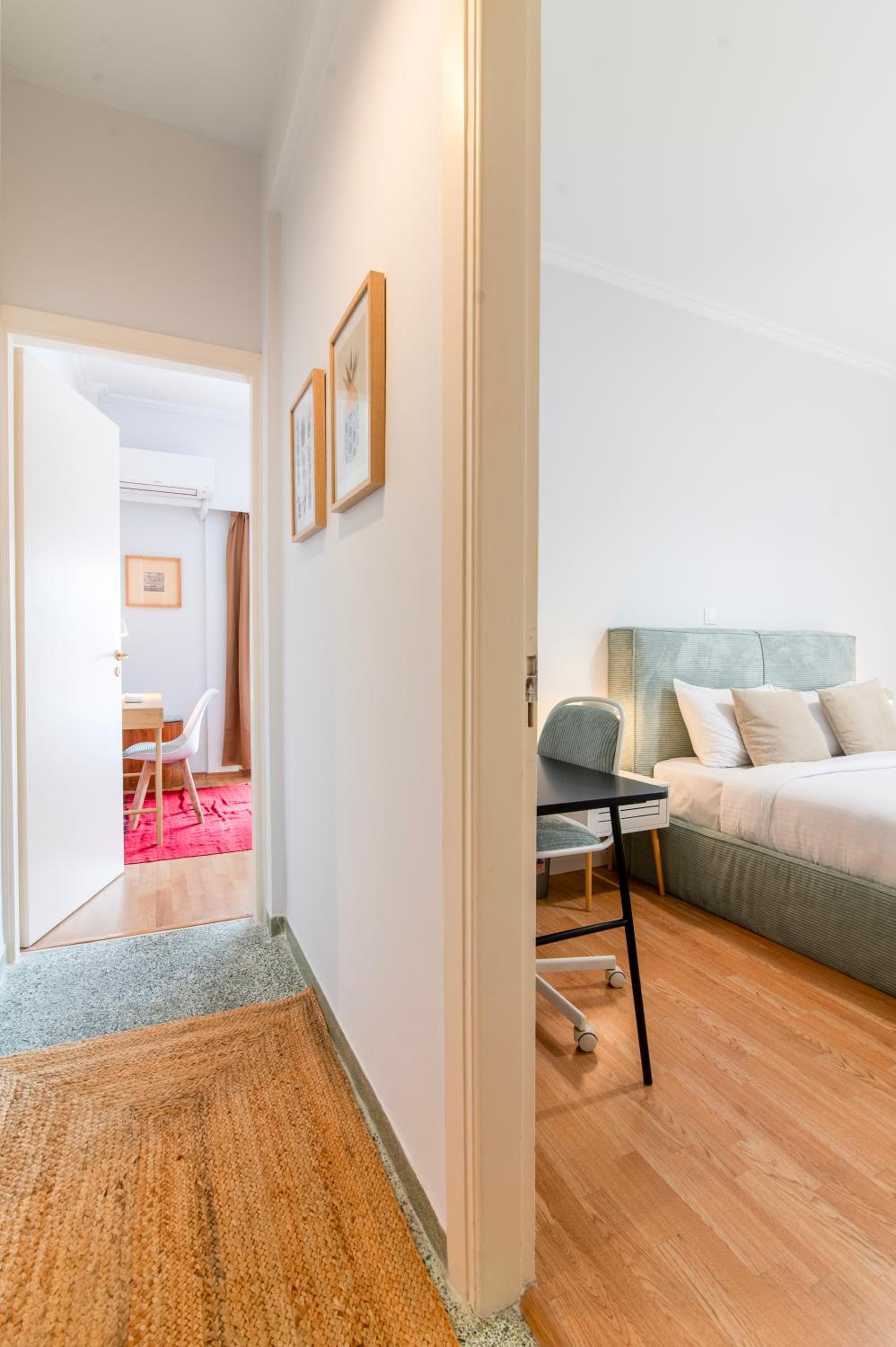 Stylish 2-Bedroom Apartment with Big Terrace in Athens