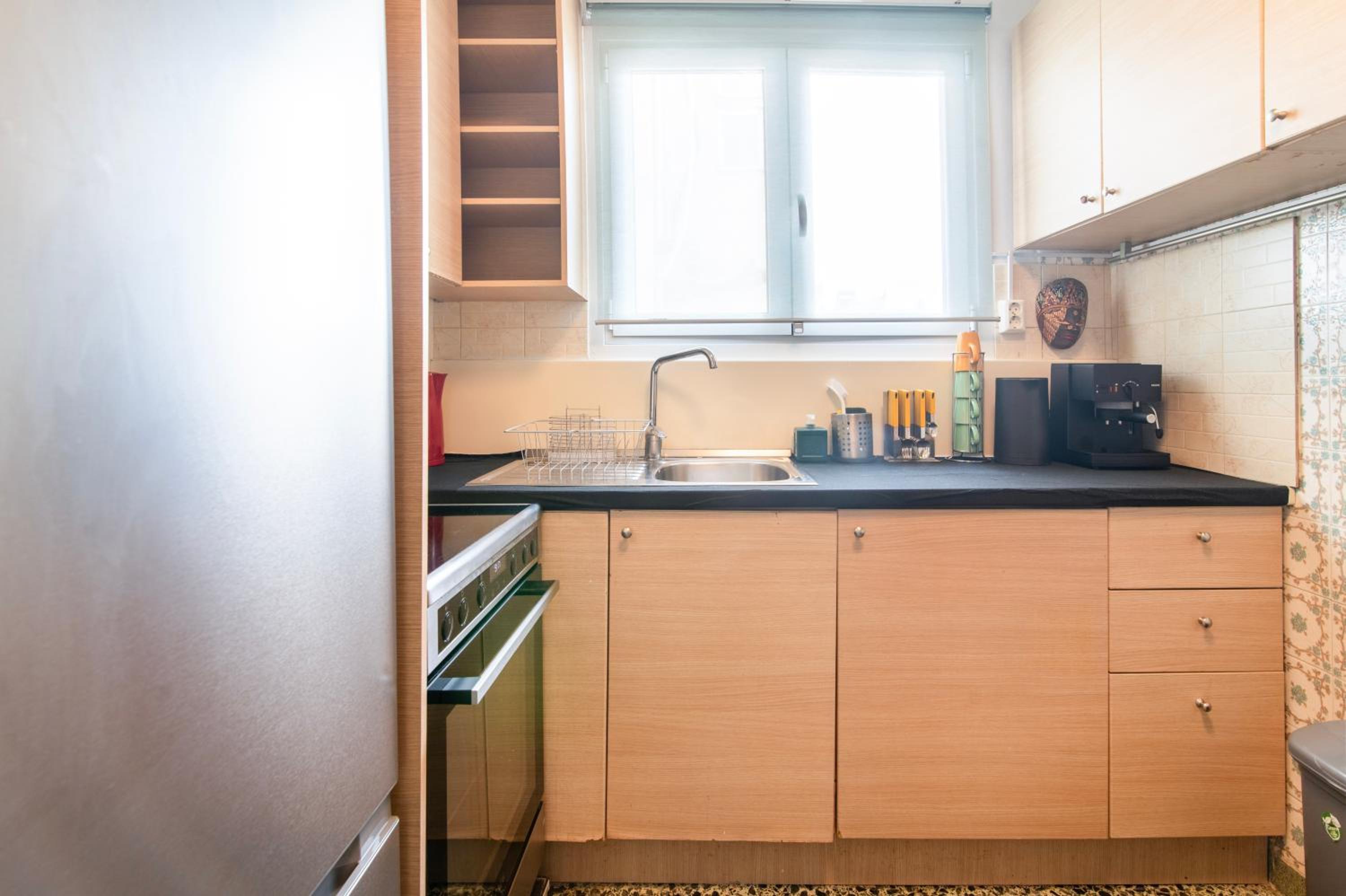 Stylish 2-Bedroom Apartment with Big Terrace in Athens