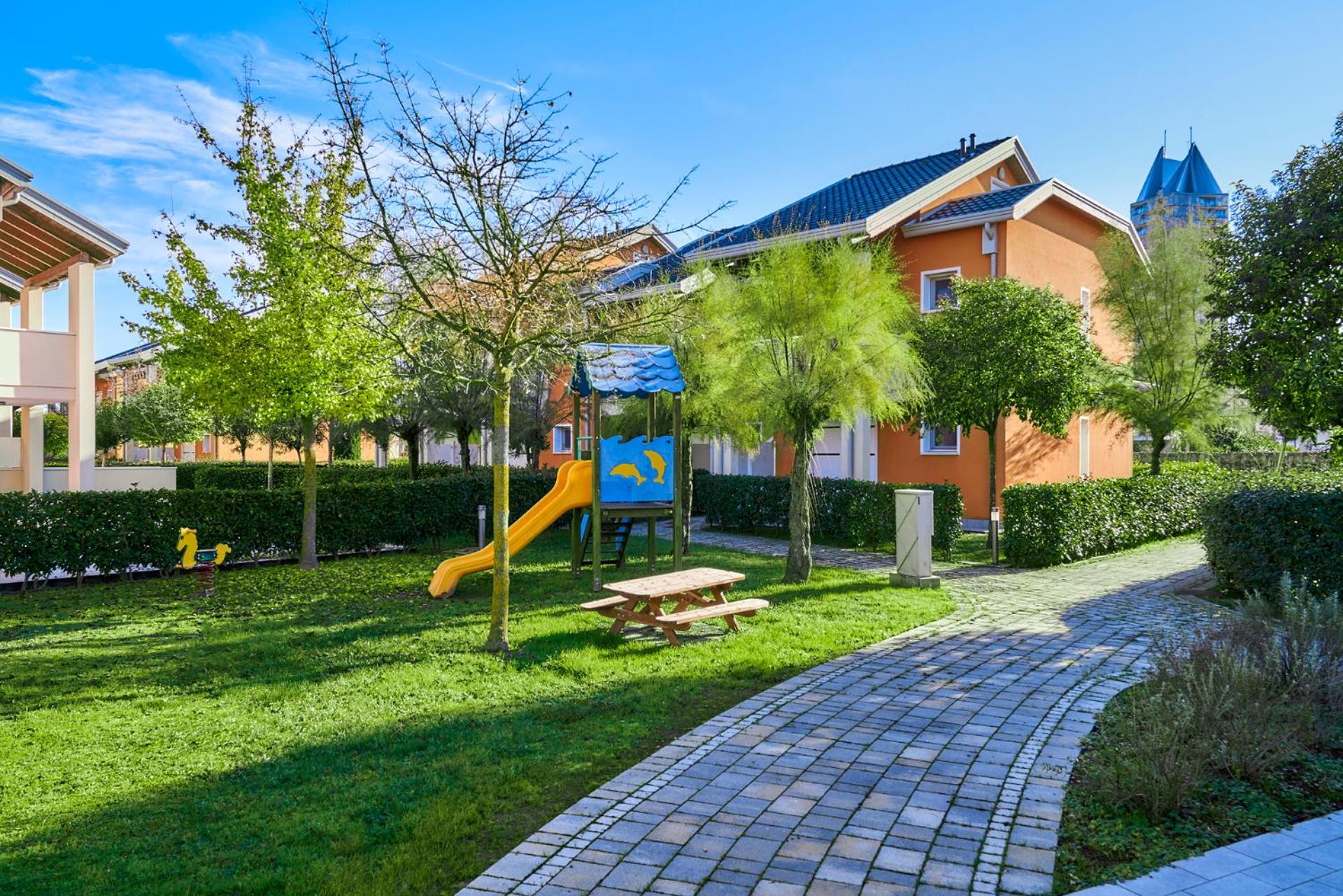 Jesolo Village Beach House - Host Solution
