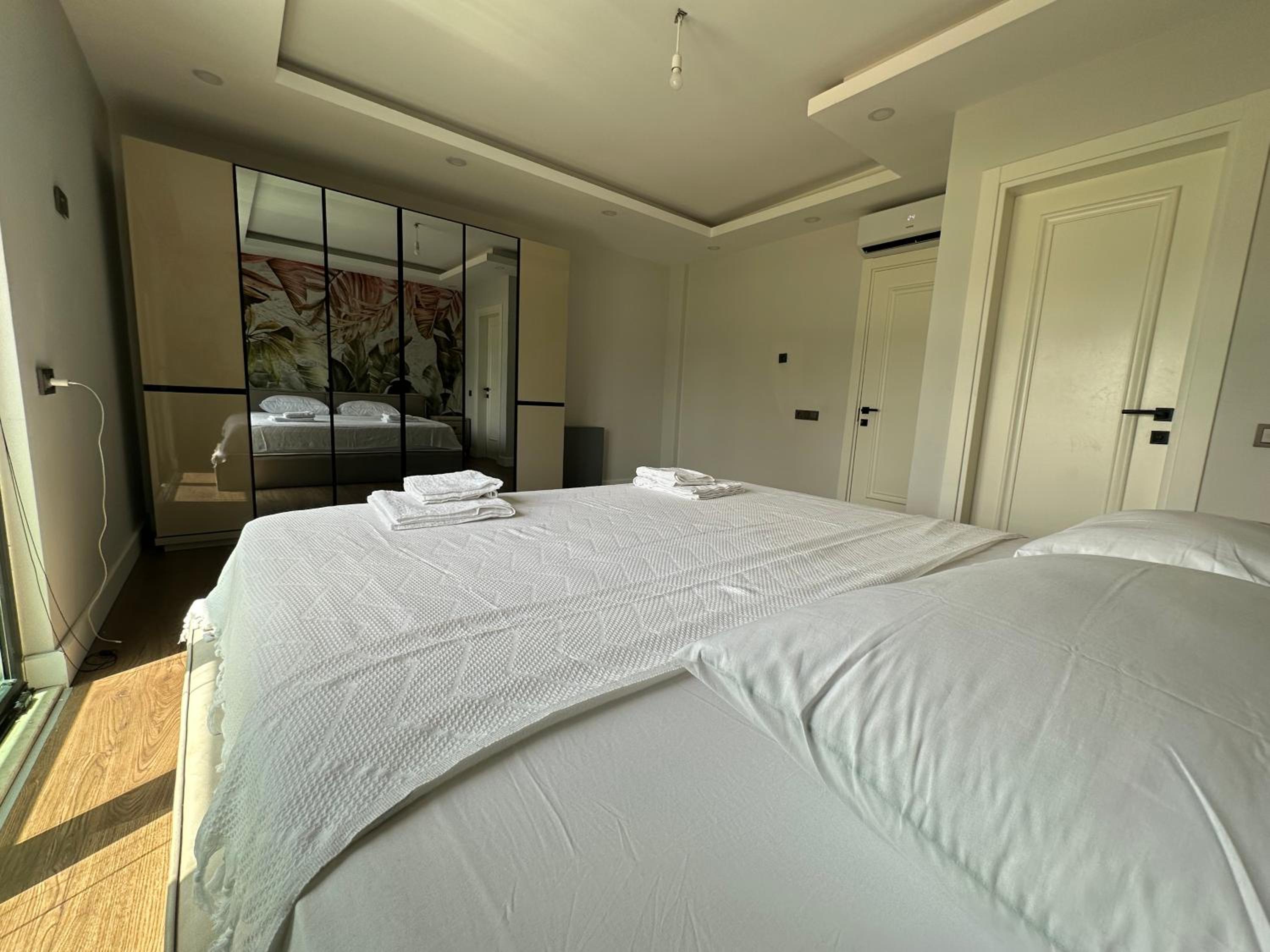 Kundu Villas Heated Pool Retreat