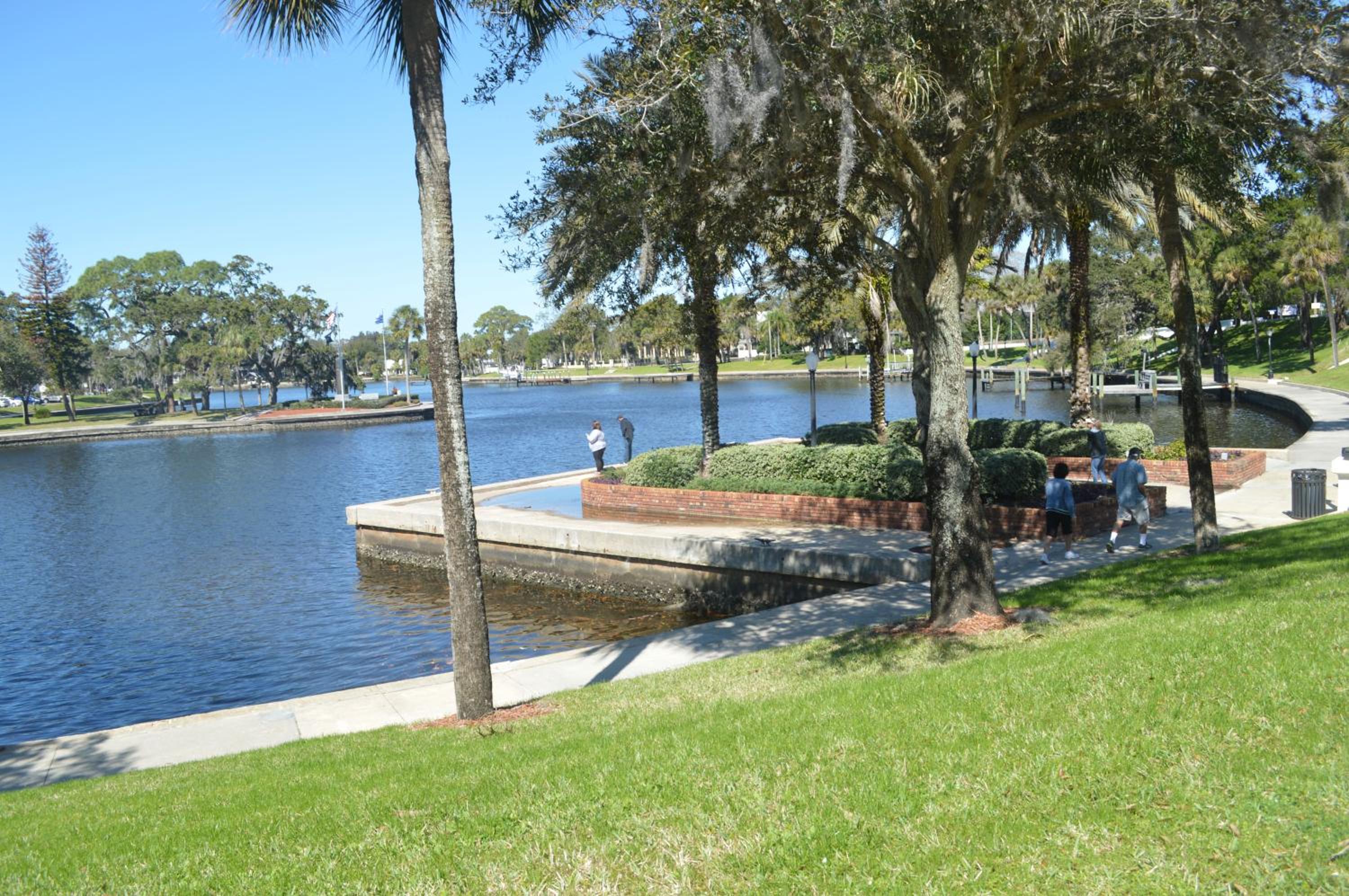 Tarpon Inn