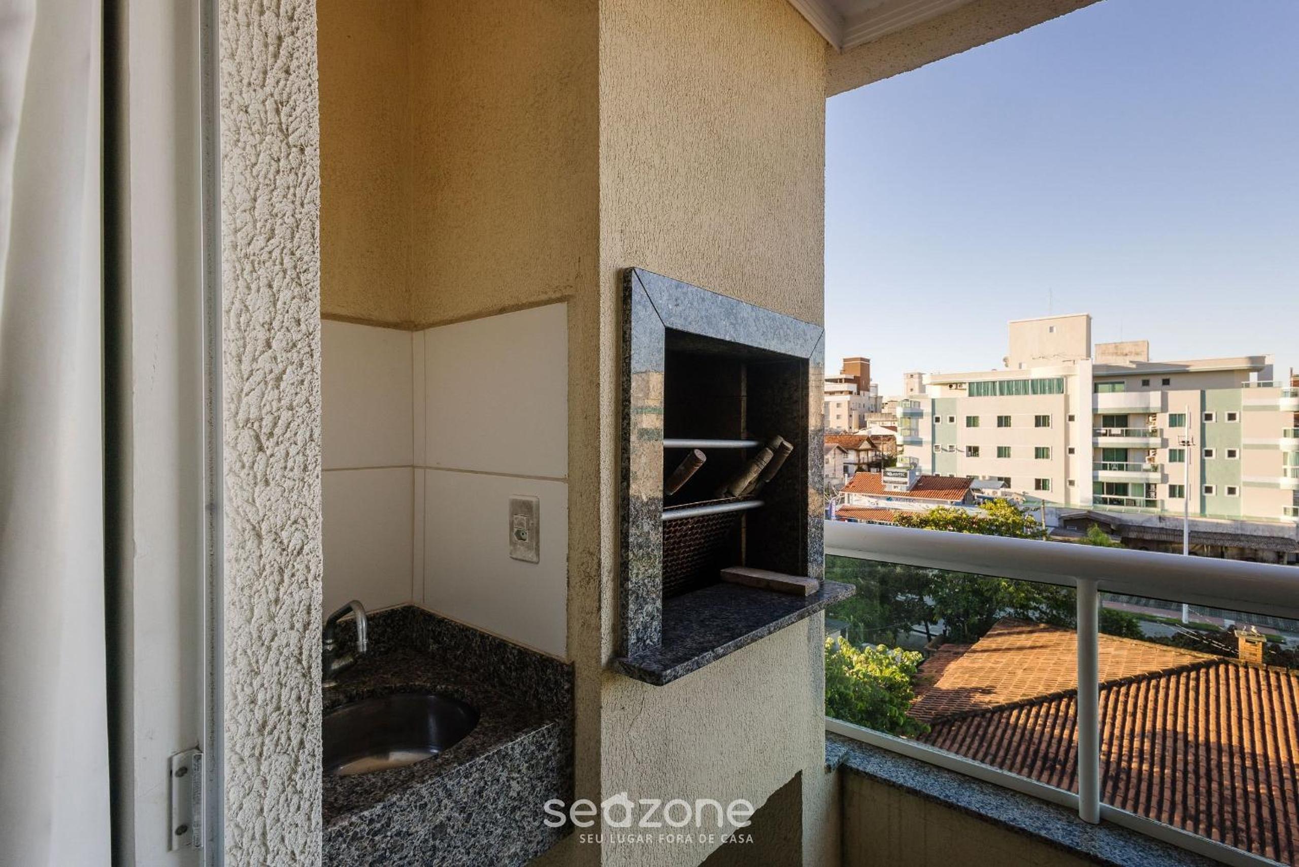 2BR Apt w/ BBQ 400m from Beach CAN304