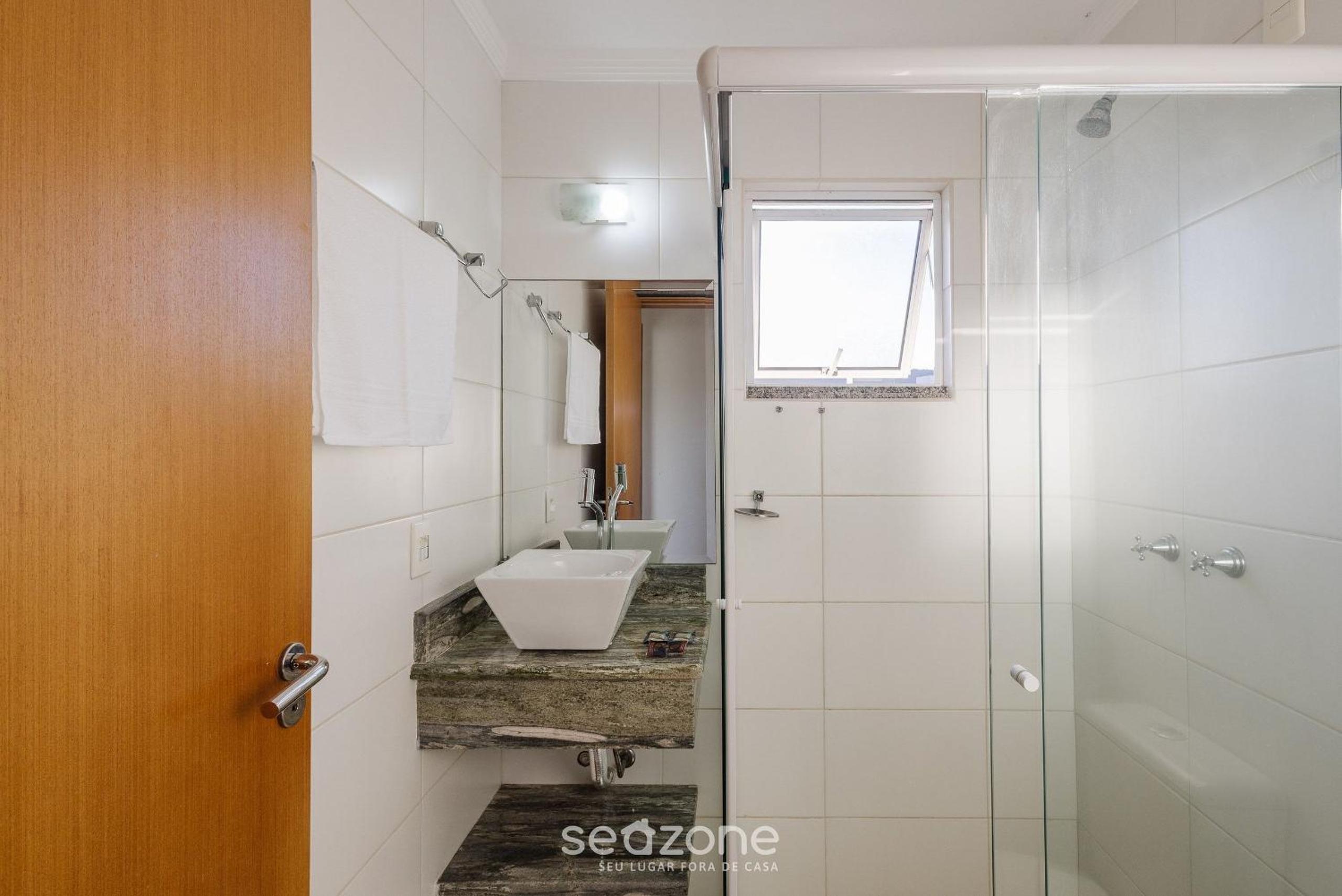 2BR Apt w/ BBQ 400m from Beach CAN304