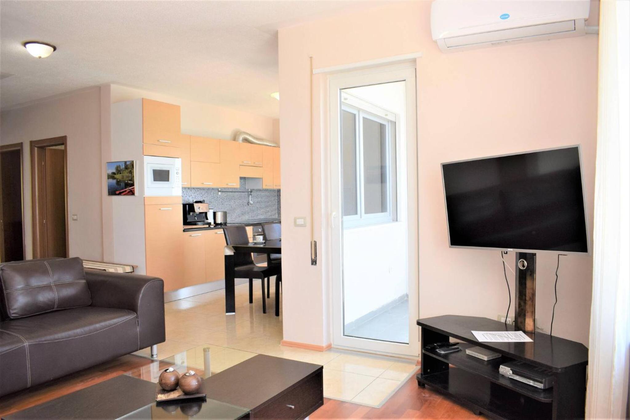 Beachfront Apartment in Durres 072