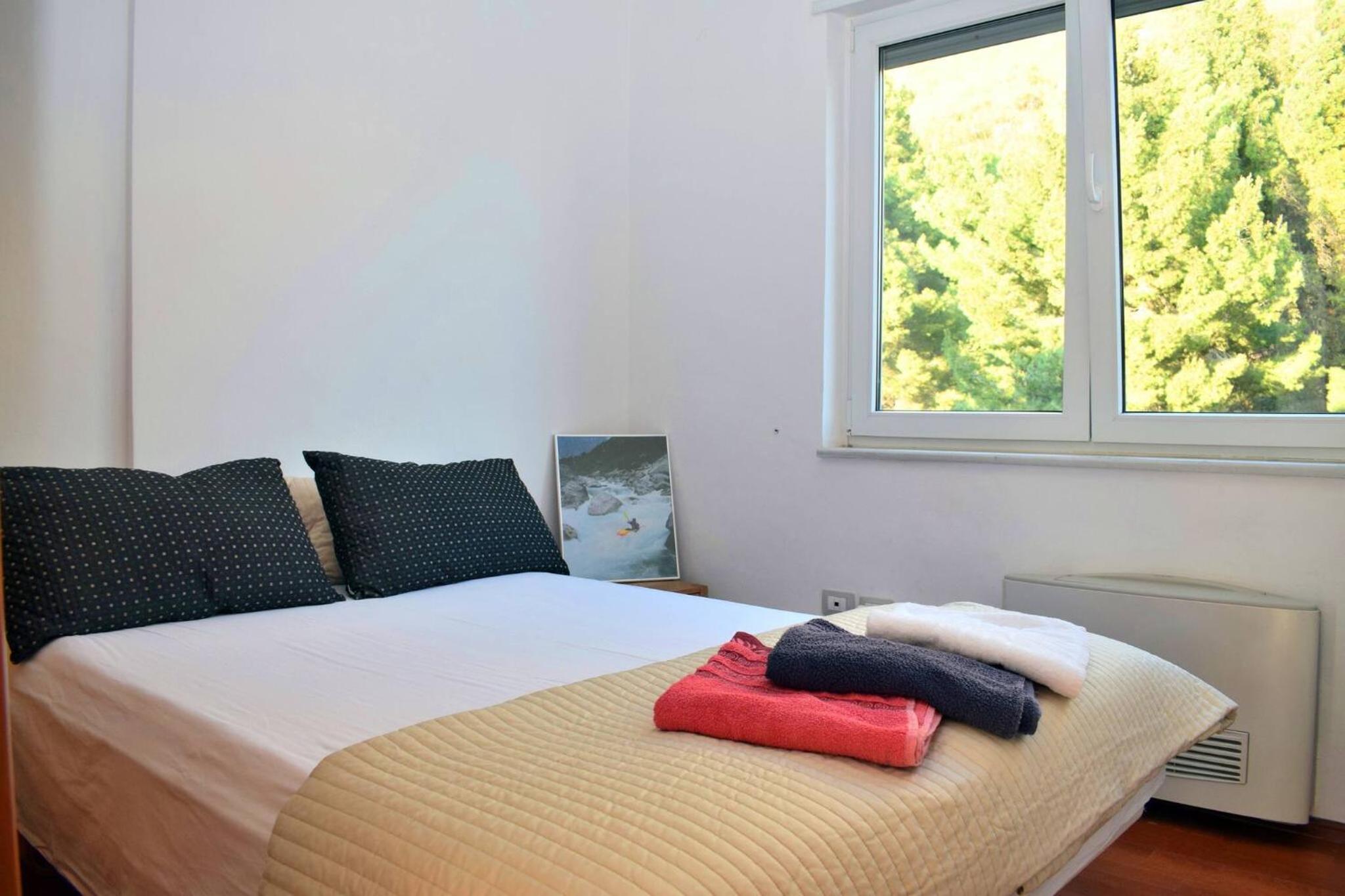 Beachfront Apartment in Durres 072
