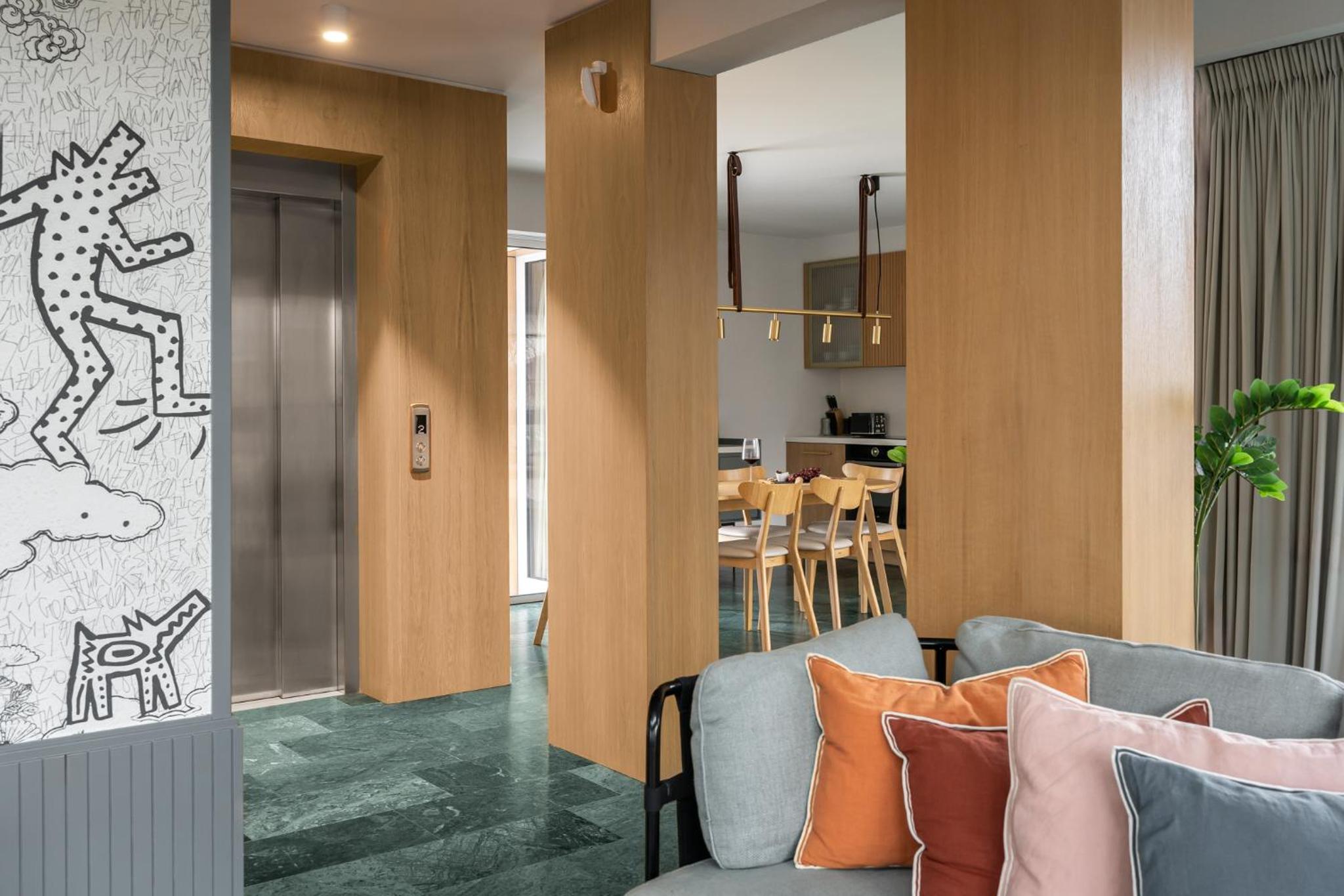Nowy Sopot Luxury Villa with Jacuzzi & Sky Terrace by Lion Apartments