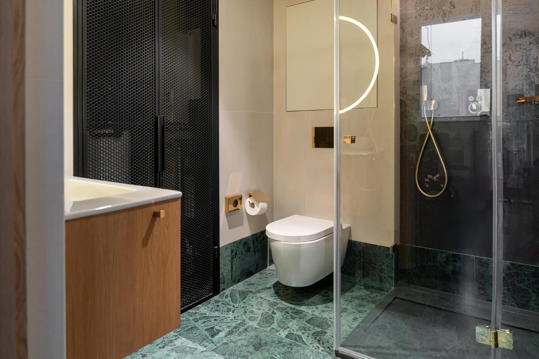 Nowy Sopot Luxury Villa with Jacuzzi & Sky Terrace by Lion Apartments