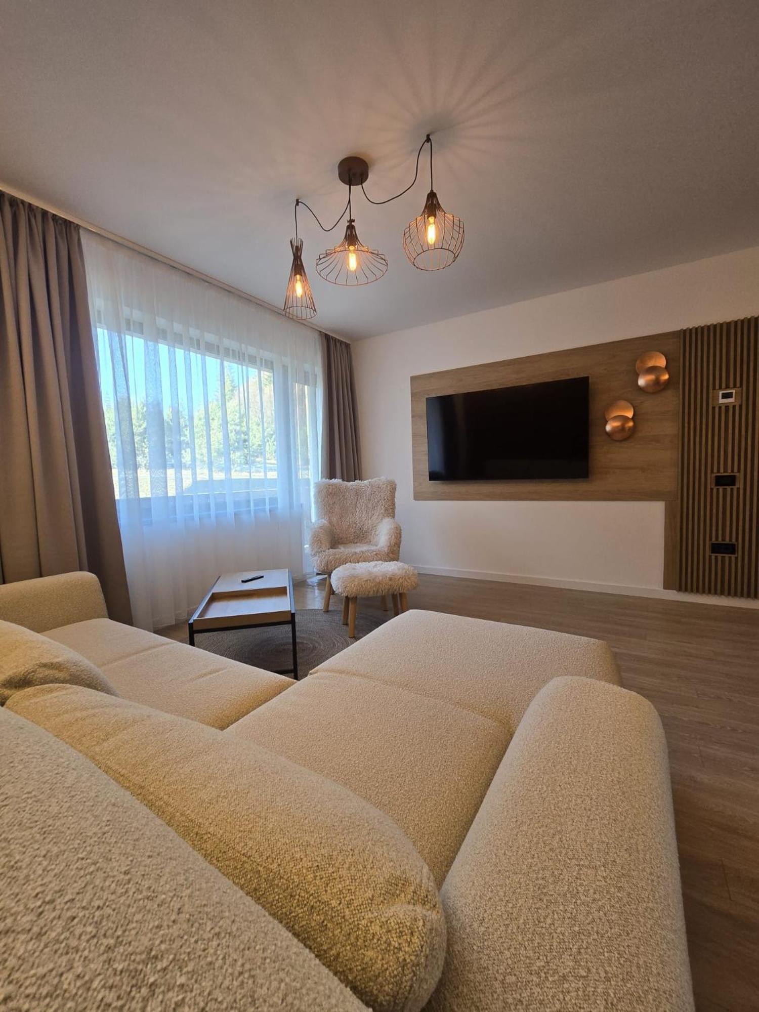 Massif Grand Chalet Apartments