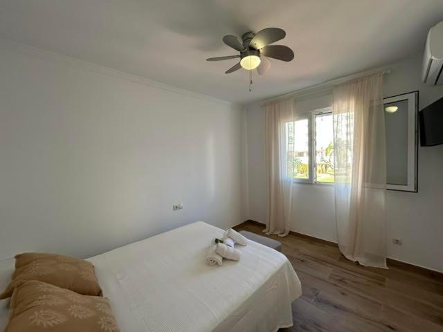 La Quinta Resort, 2 hab ,piscina y playa a 150 m