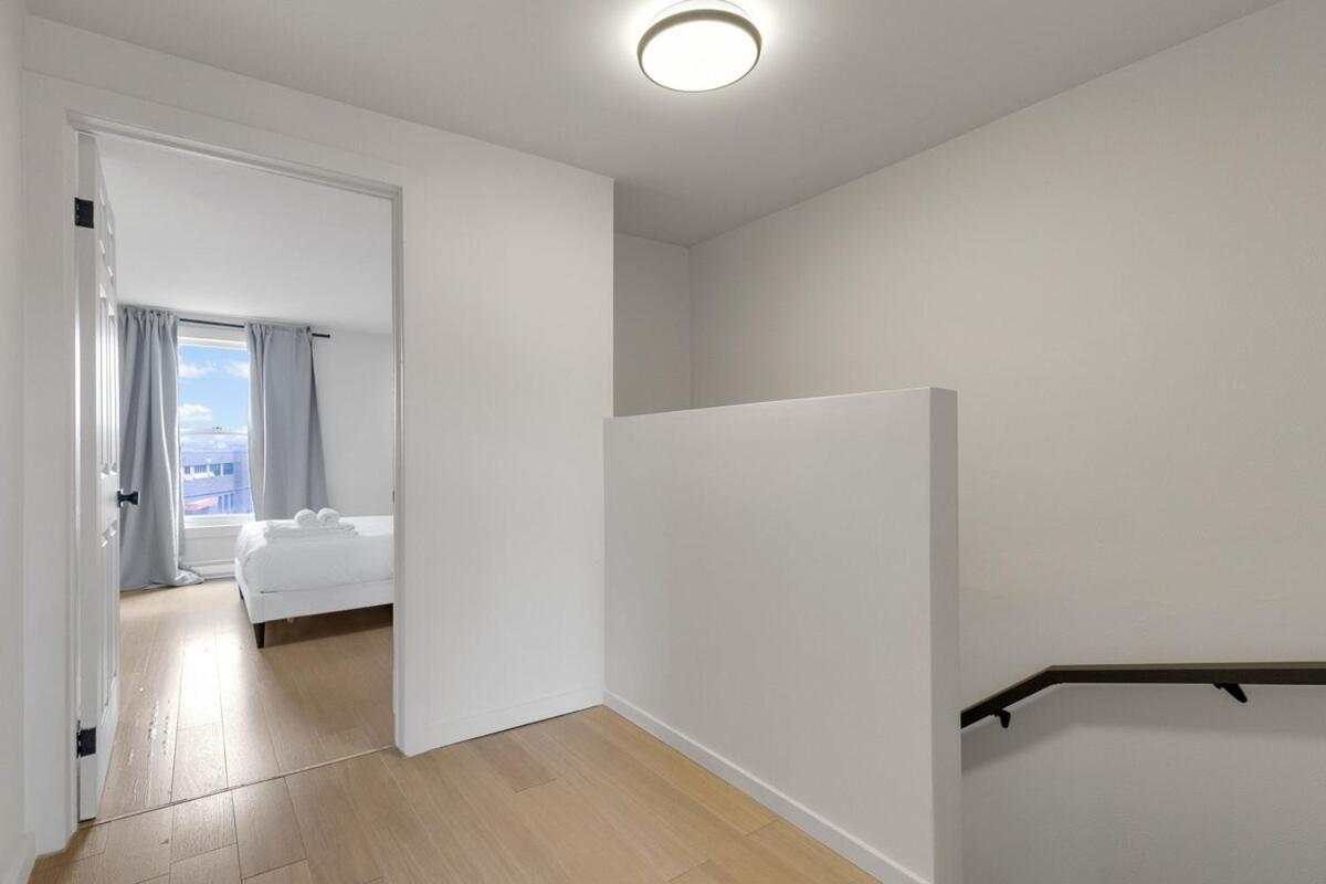 Boho Luxe 2-Floor Retreat Sleeps 6 Private Patio