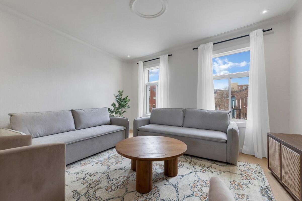 Boho Luxe 2-Floor Retreat Sleeps 6 Private Patio