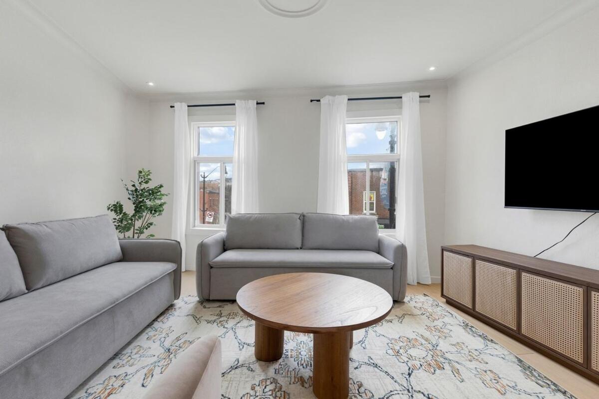Boho Luxe 2-Floor Retreat Sleeps 6 Private Patio