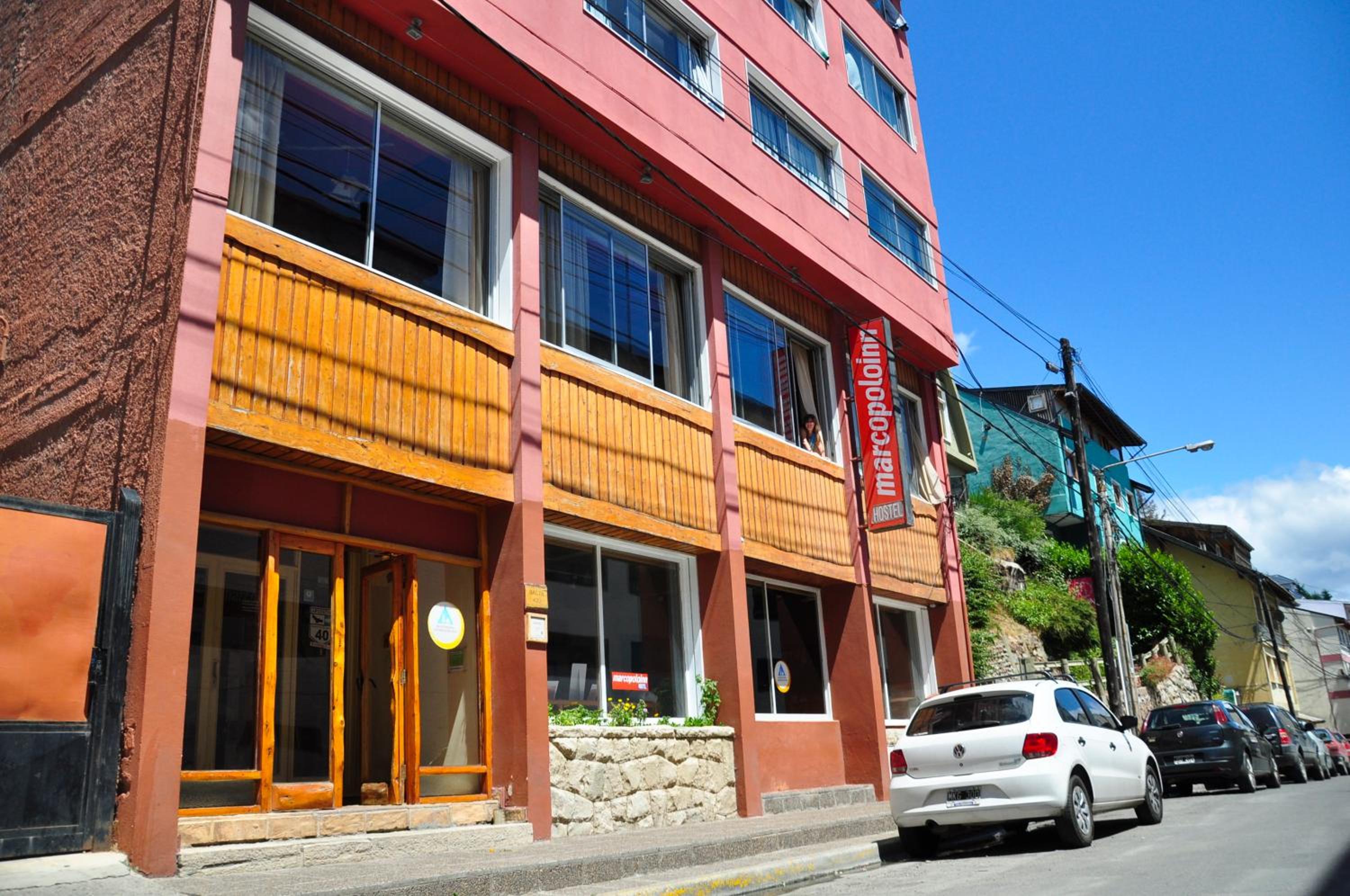 Marcopolo Inn Hostel Bariloche - Image 1