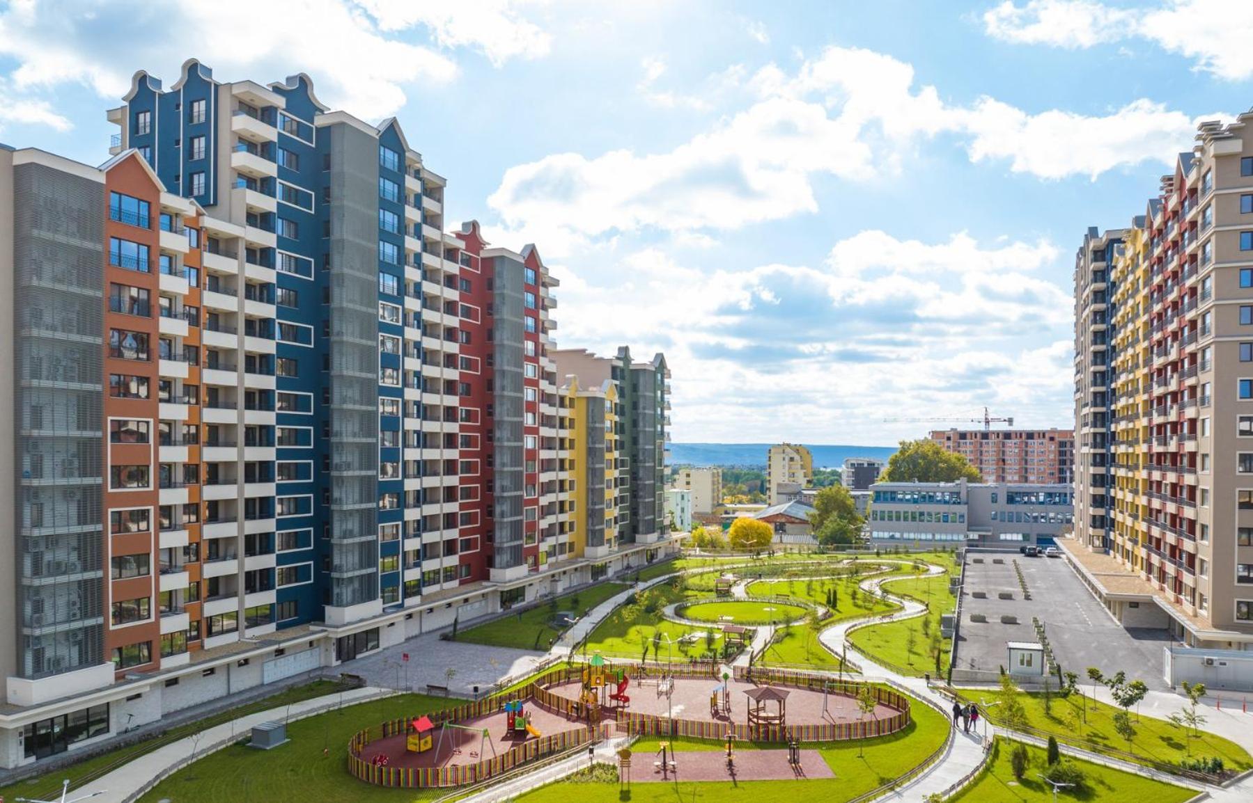 Luxury 2bedroom apartment in Complex Family Garden with FREE parking