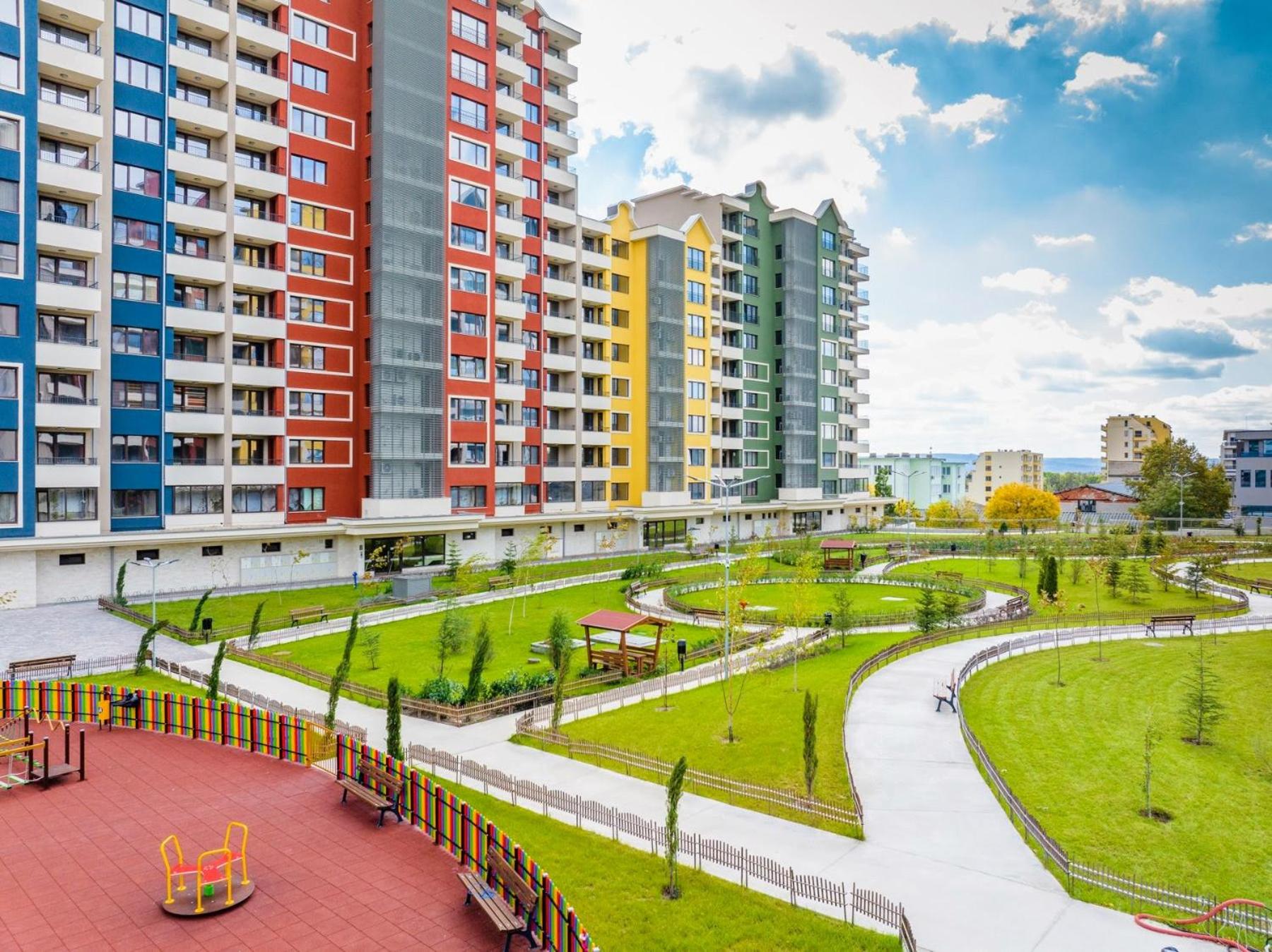 Luxury 2bedroom apartment in Complex Family Garden with FREE parking