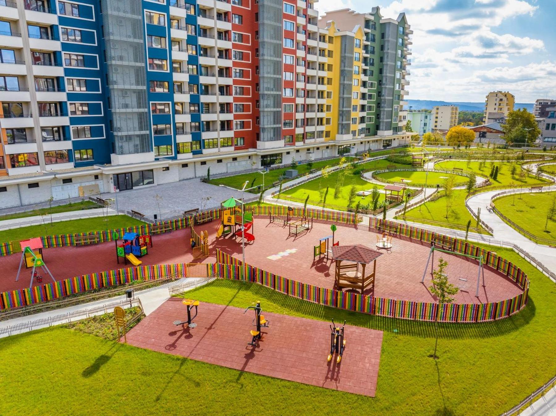 Luxury 2bedroom apartment in Complex Family Garden with FREE parking