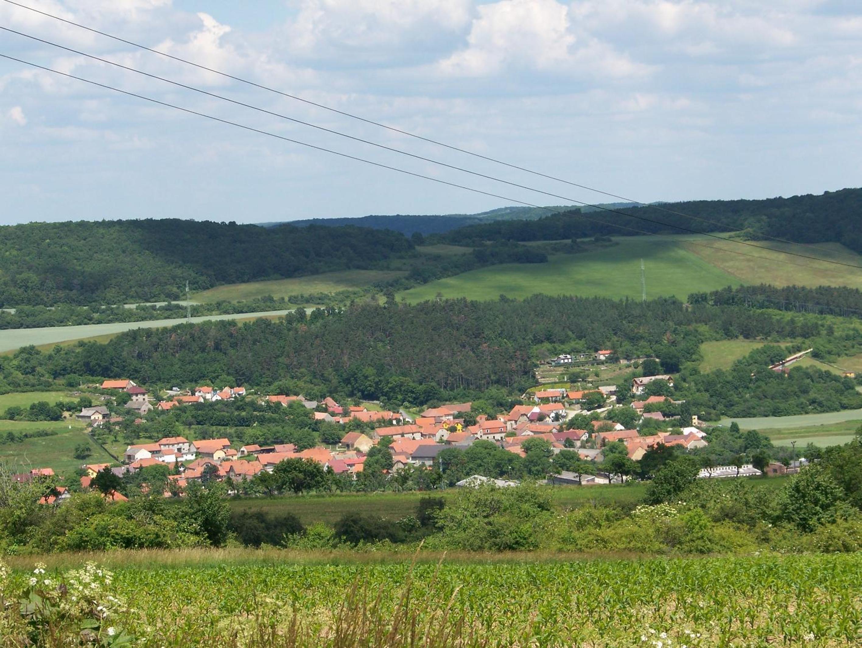 Chalupa Měňany - Karlštejn