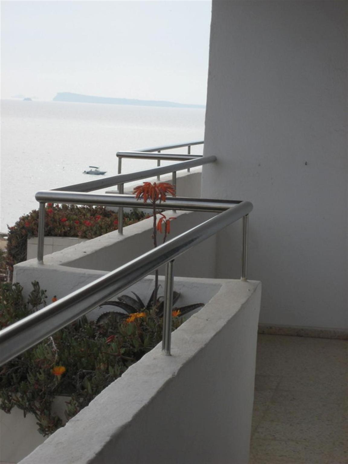 Apartamentos El Moro