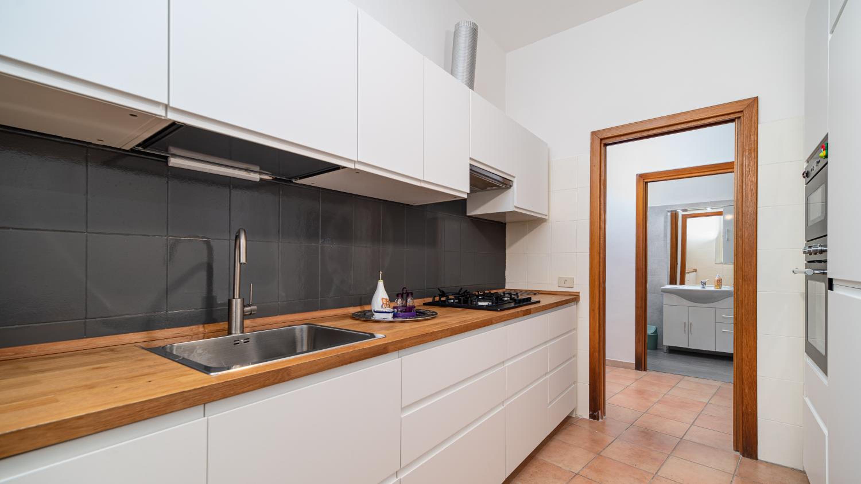 Donna Anna's House by Rentbeat