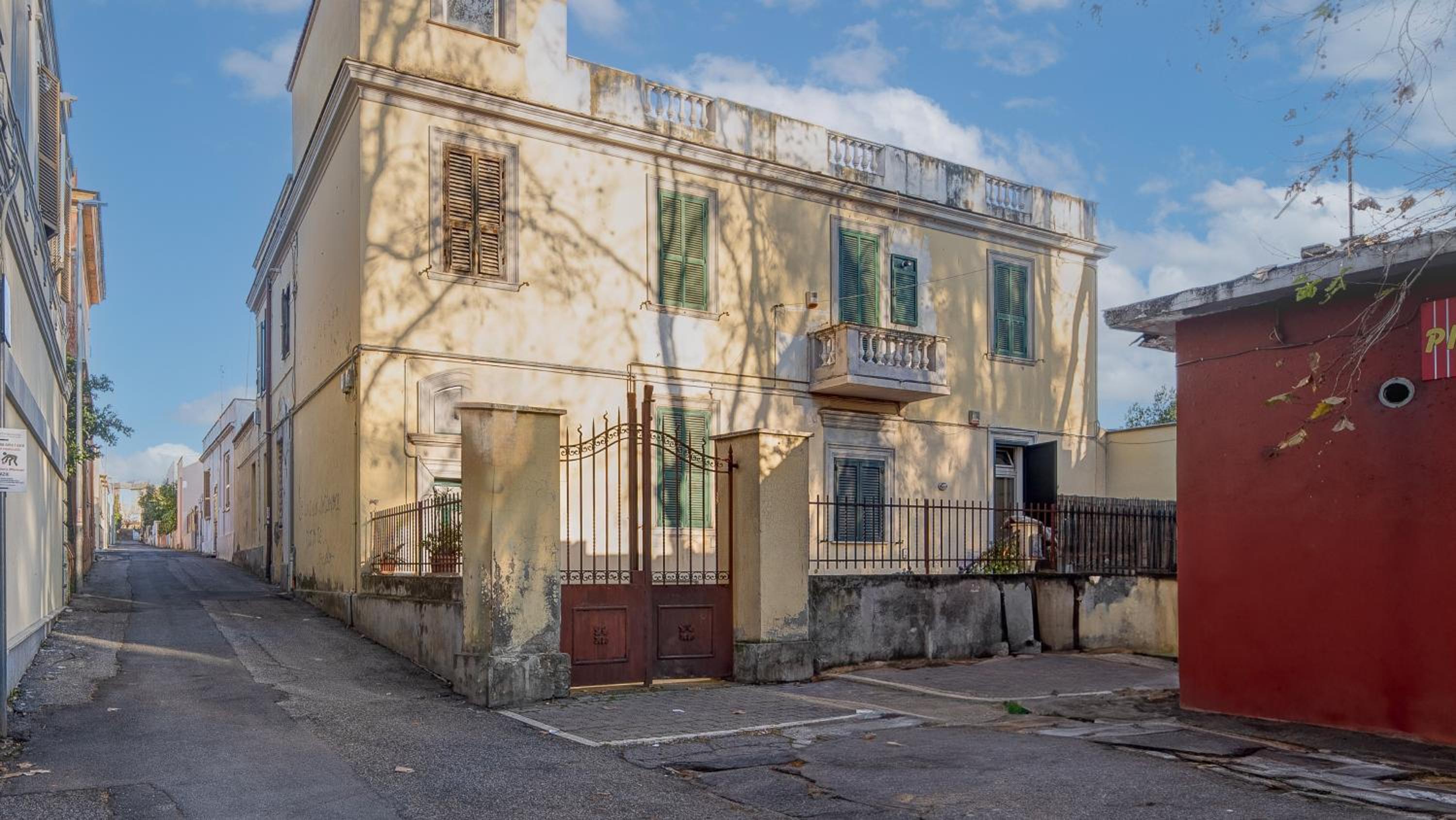Donna Anna's House by Rentbeat