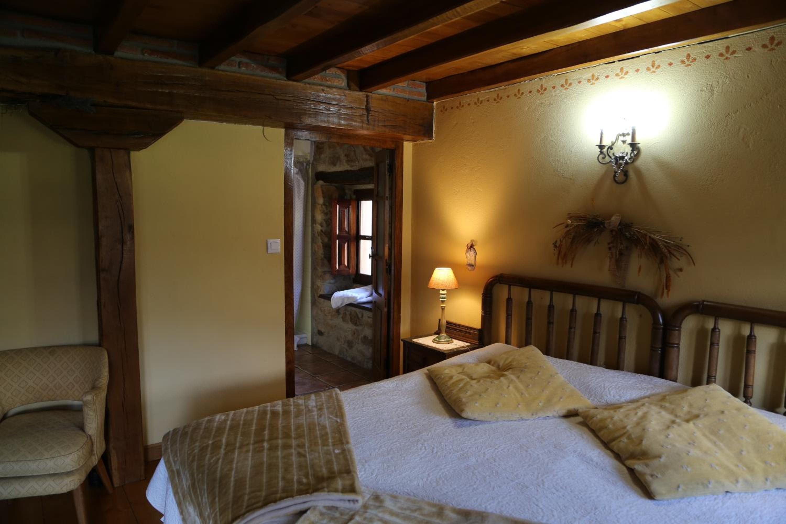 Apartamentos Rurales La Casa Vieja De Silió