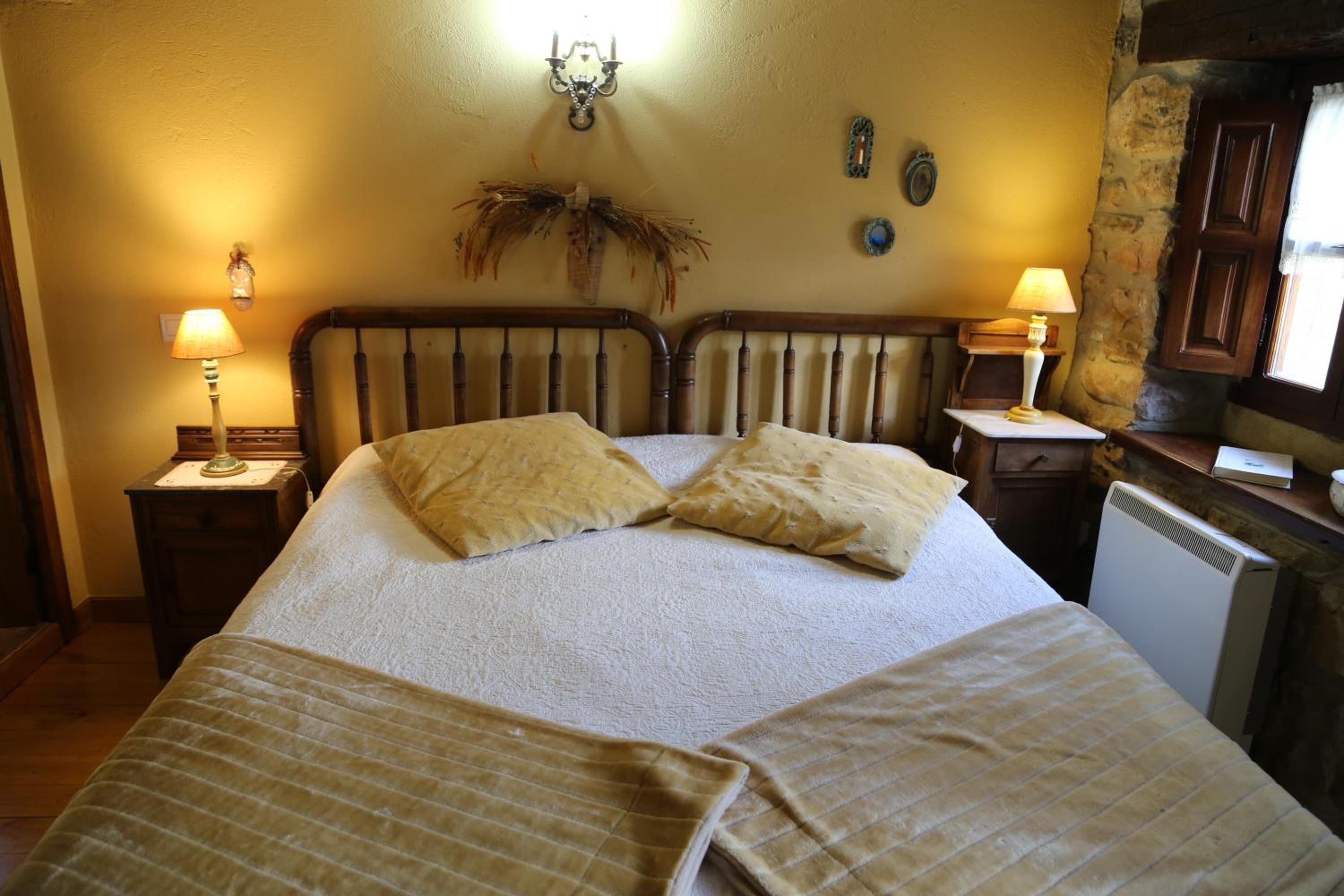 Apartamentos Rurales La Casa Vieja De Silió