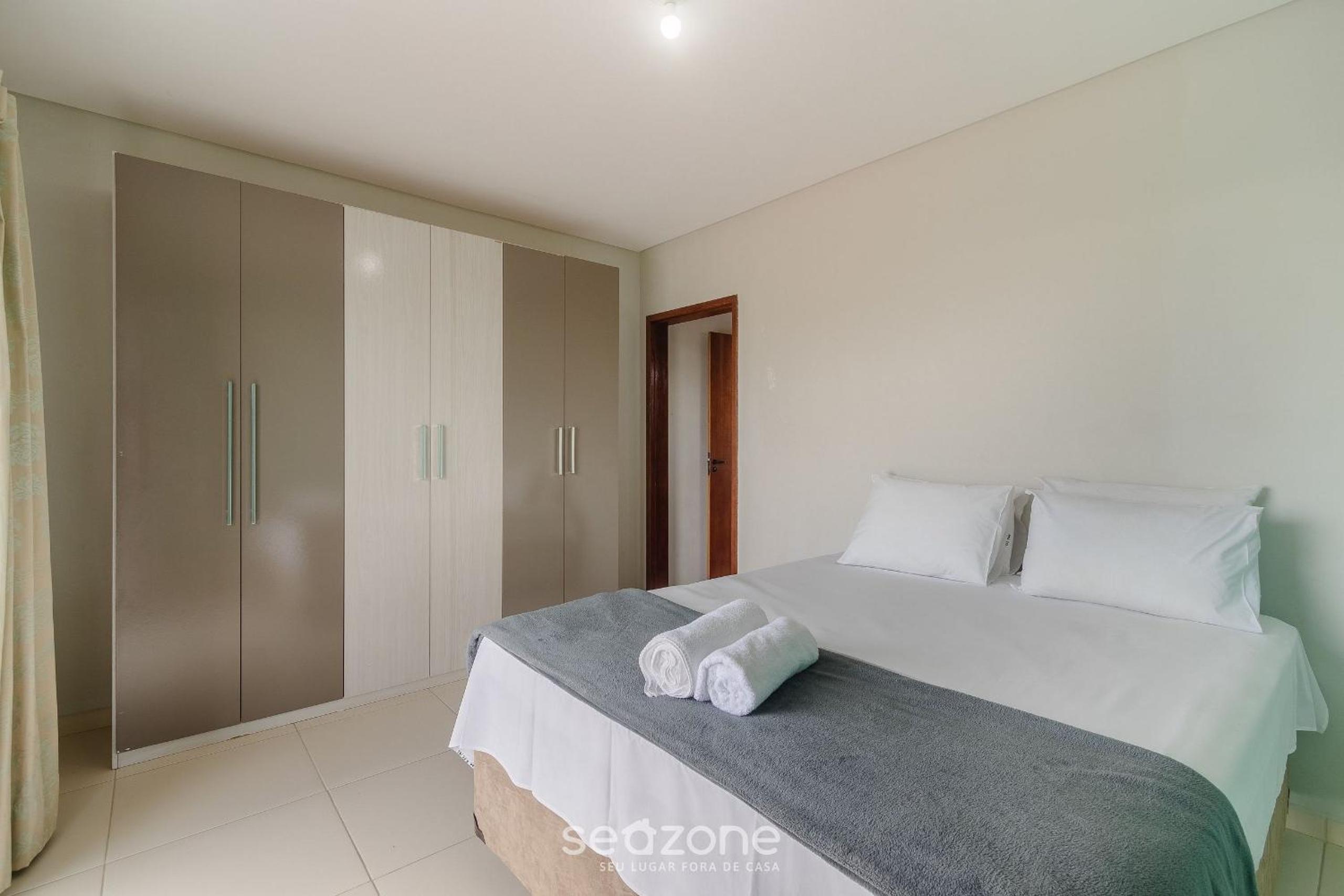 Apartment in Condominium with Pool VDV0014