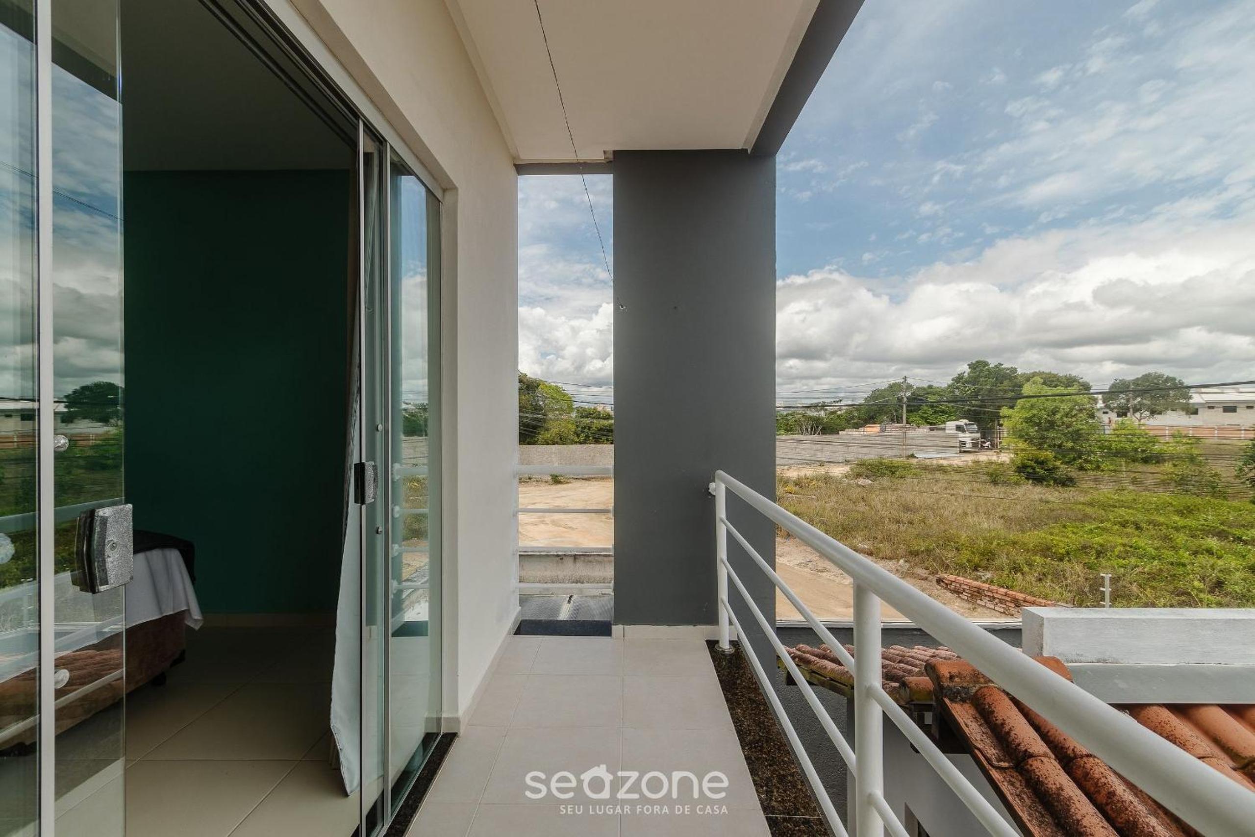Apartment in Condominium with Pool VDV0014