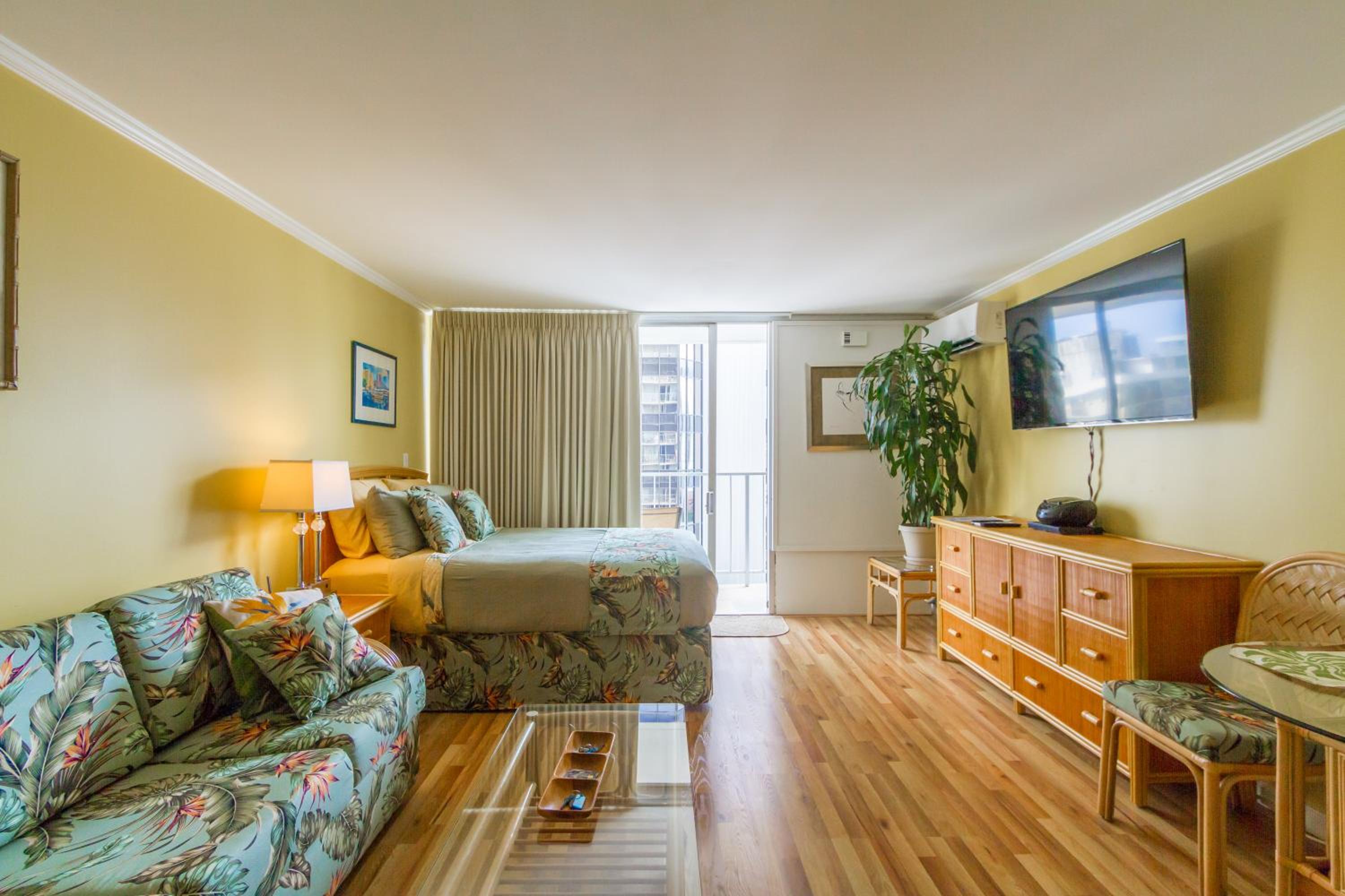 Tropical Studios at Marine Surf Waikiki - FREE PARKING - BEST LOCATION - FULL KITCHEN - SWIMMING POOL 照片第 174 張,共 263 張