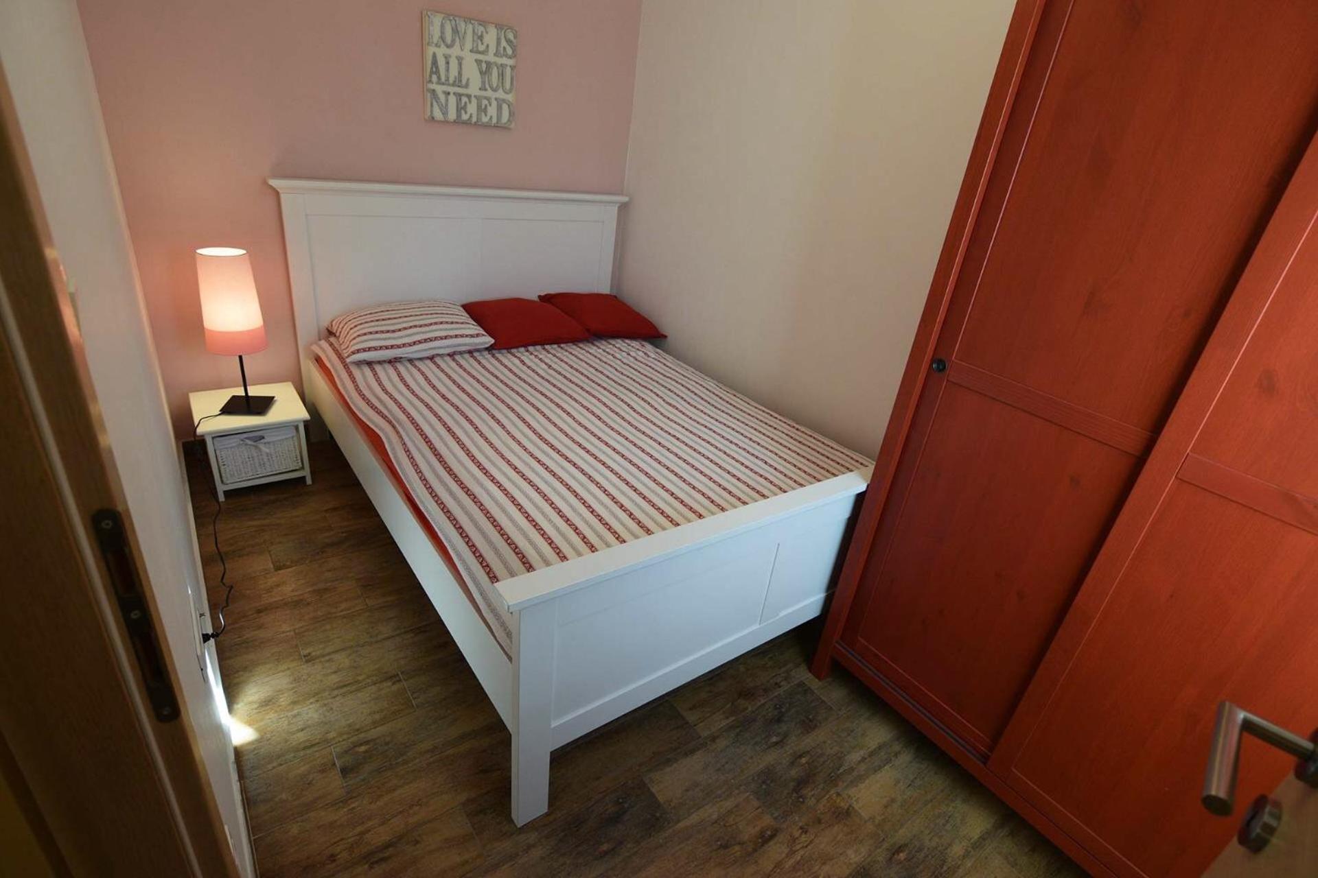 Apartment Plutus