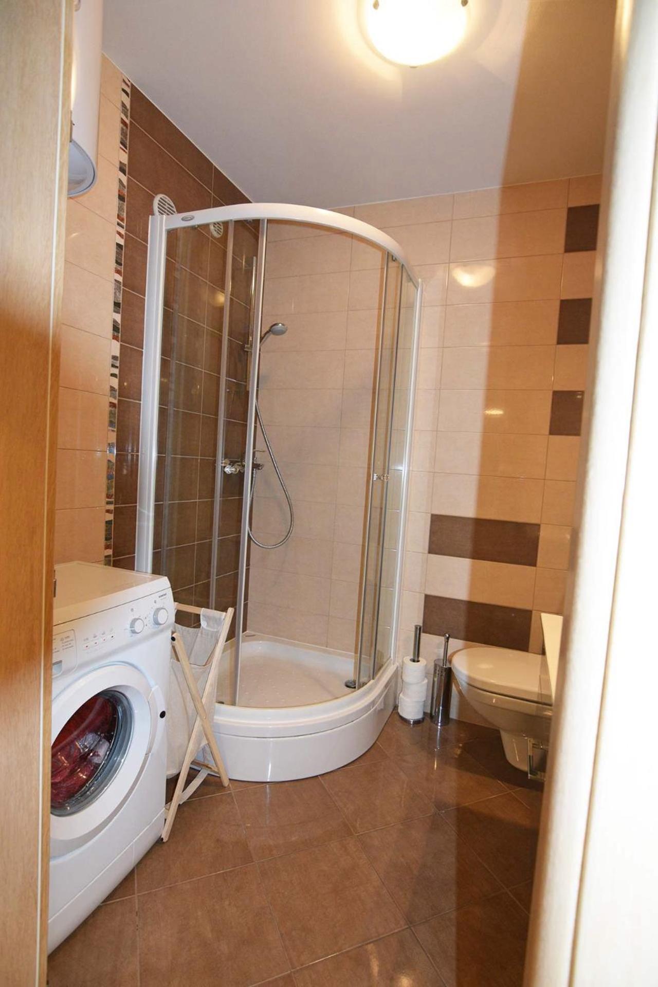 Apartment Plutus