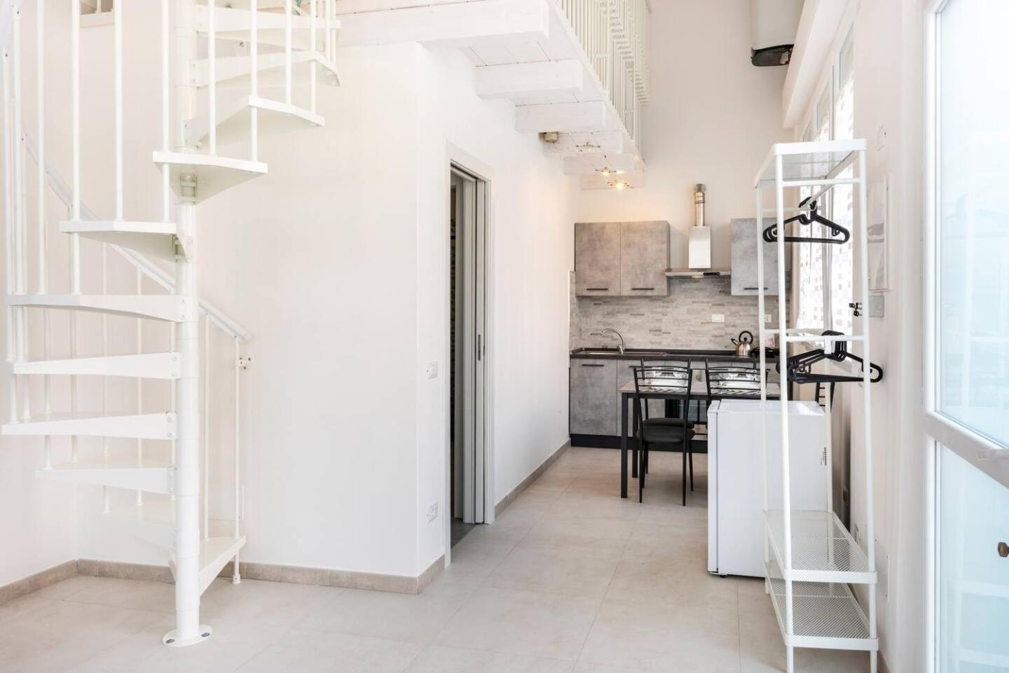 8 Lofts - Apartments - 2
