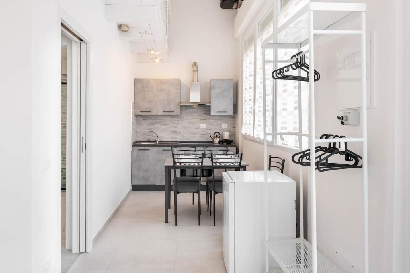 8 Lofts - Apartments - 2