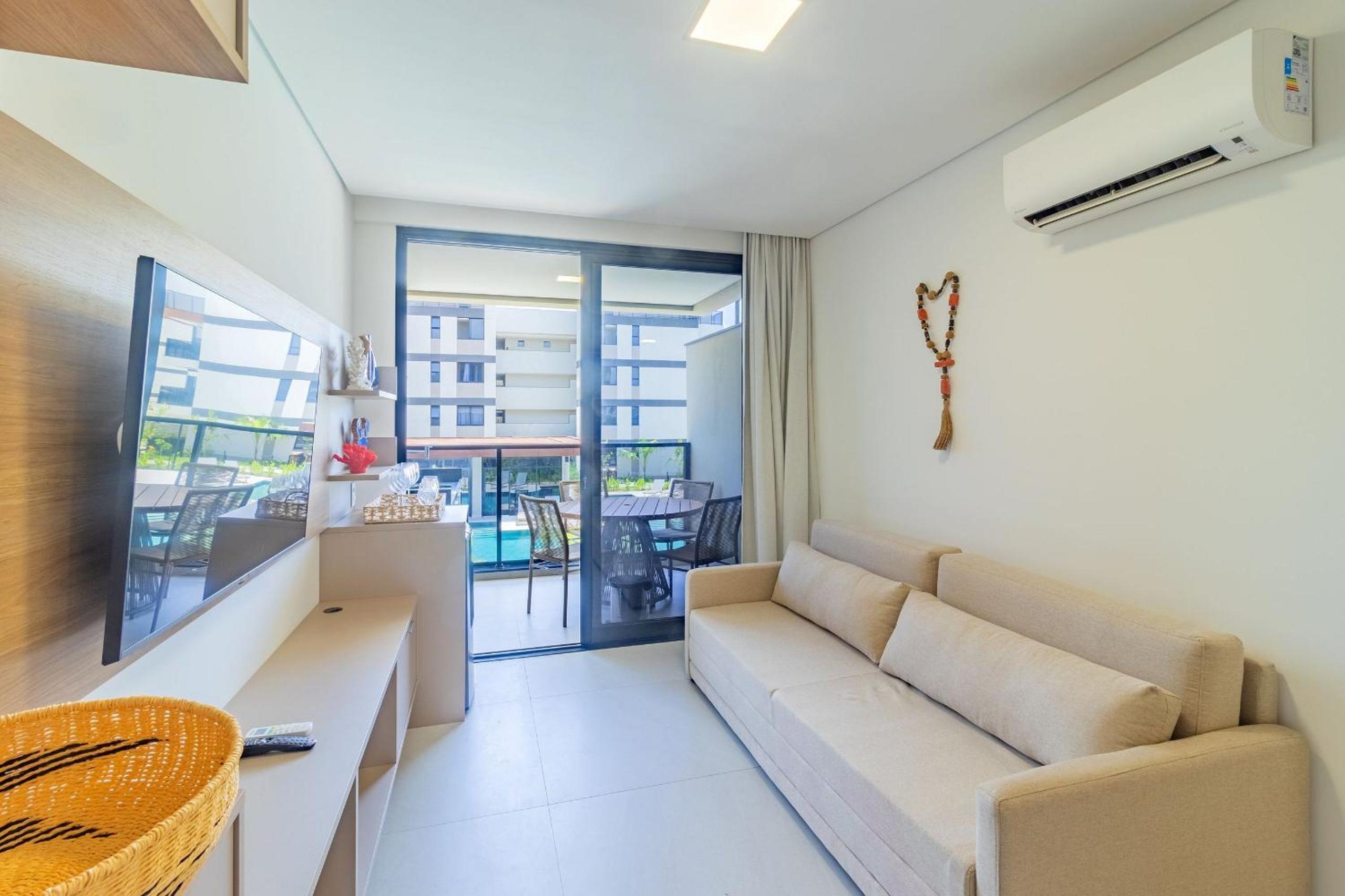 Cais Eco #107 - Flatt with balcony by Carpediem
