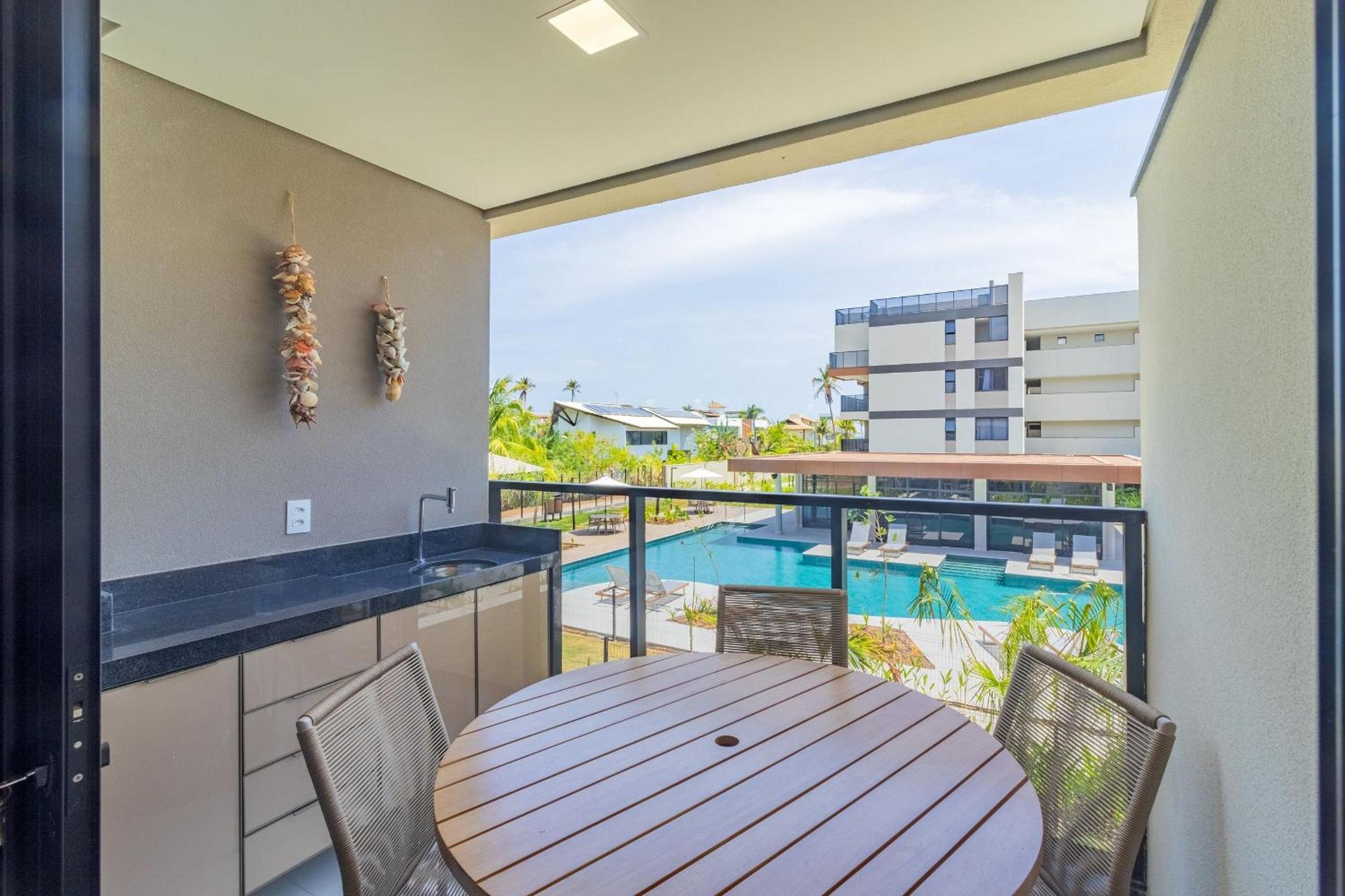 Cais Eco #107 - Flatt with balcony by Carpediem