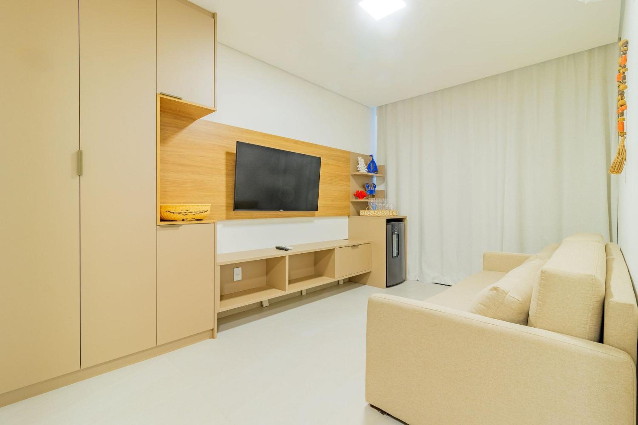 Cais Eco #107 - Flatt with balcony by Carpediem