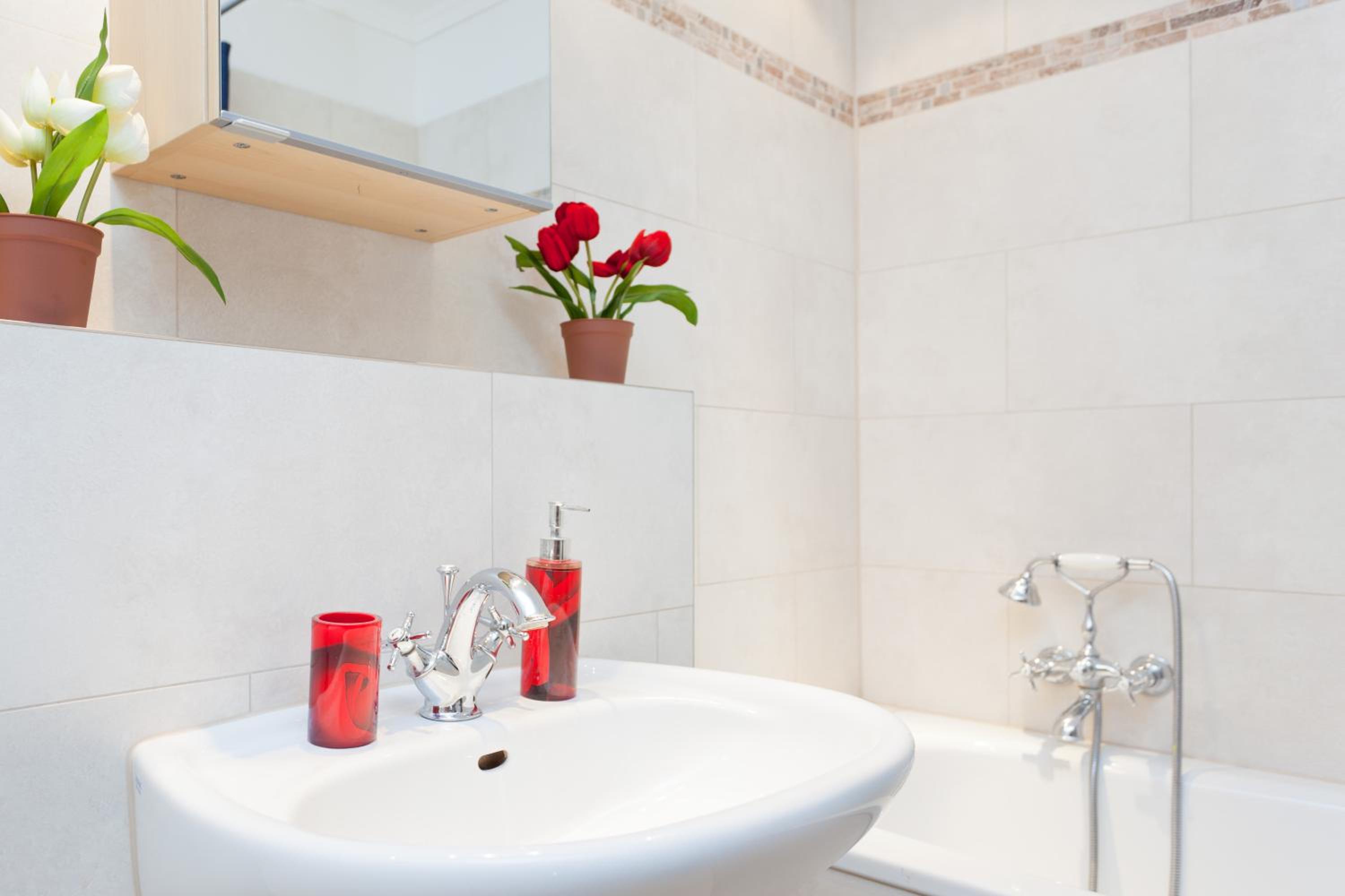 The Danziger, 2 unique roof top units in PrenzlauerBerg, group & family friendly, from 2 up to 7 Guests