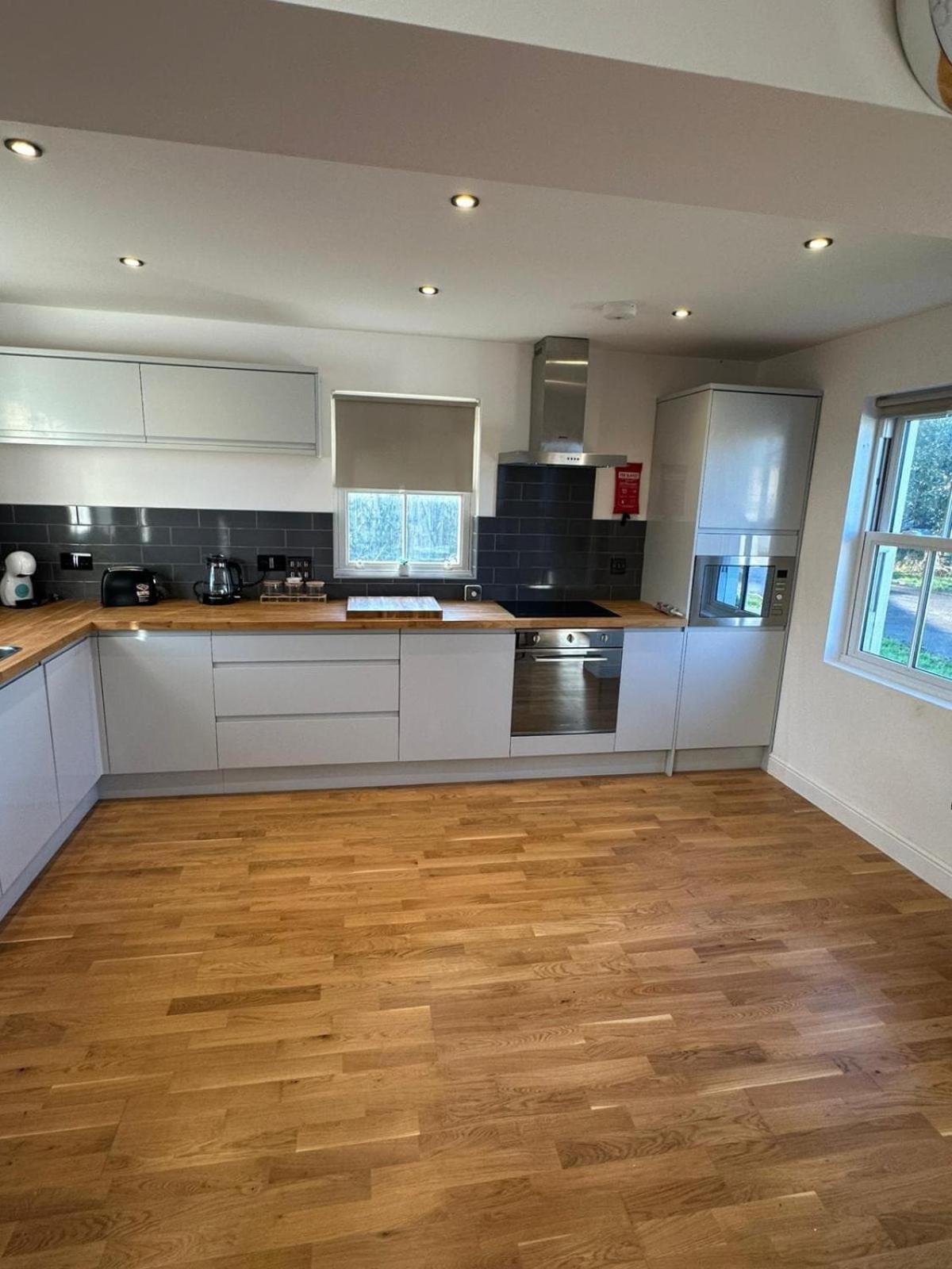 3 Bed house near Tenby with Hot Tub