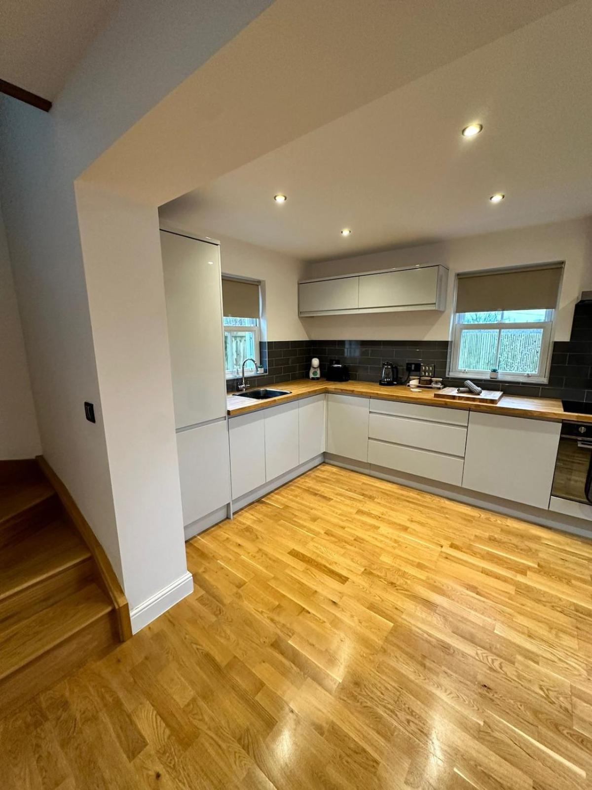 3 Bed house near Tenby with Hot Tub