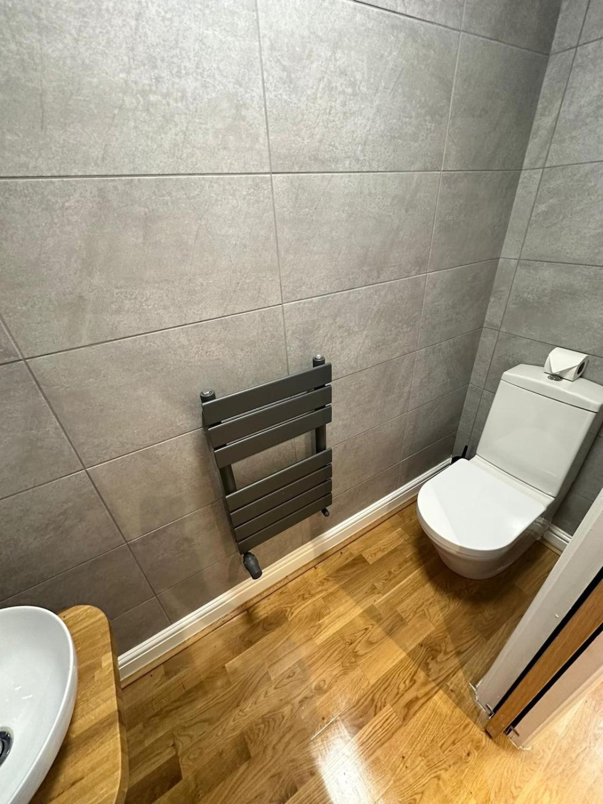 3 Bed house near Tenby with Hot Tub