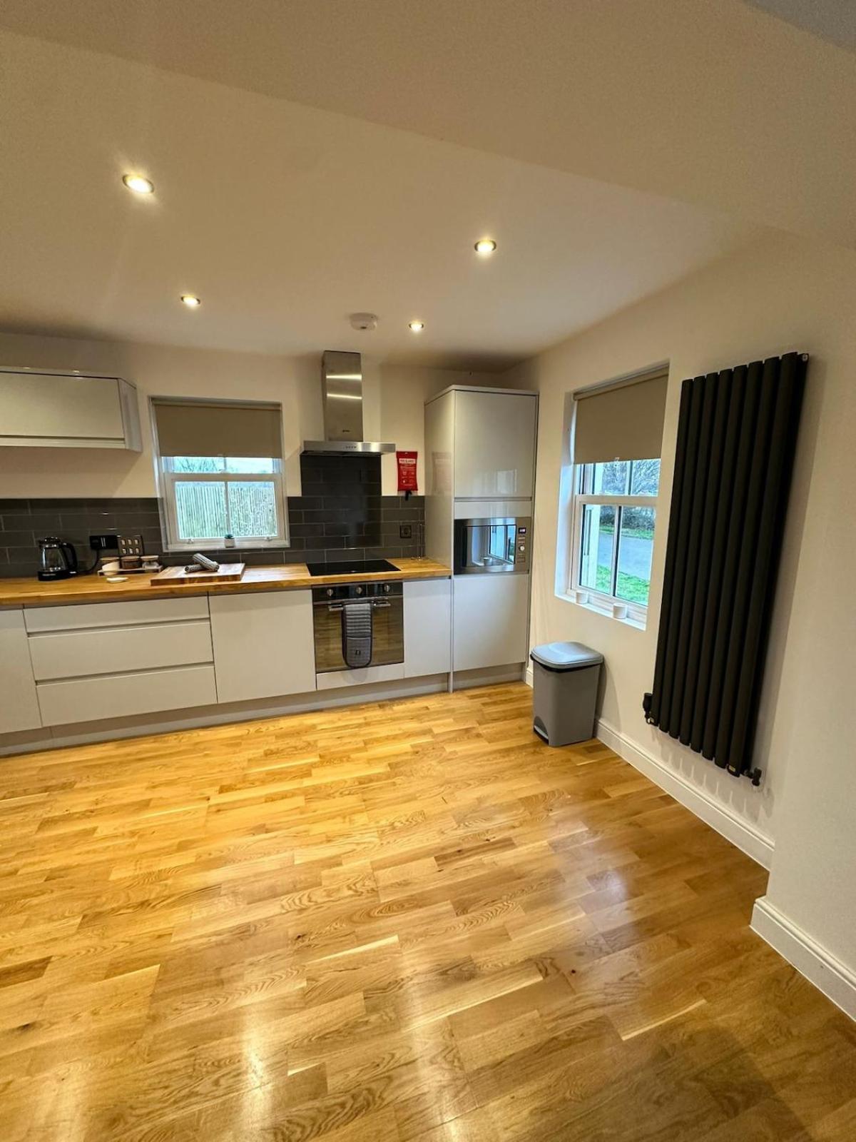 3 Bed house near Tenby with Hot Tub