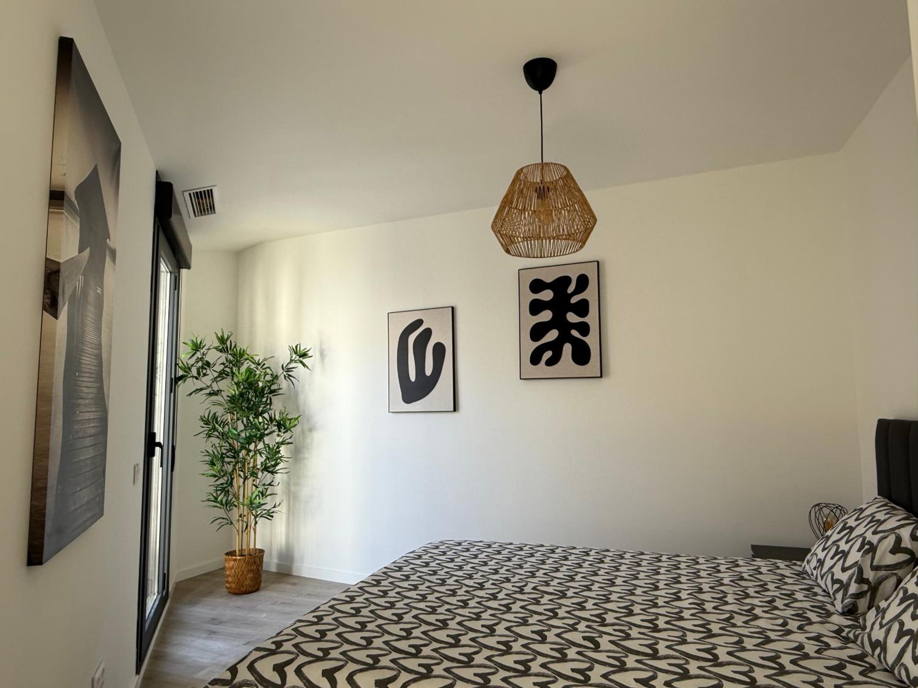 H2M Postigo Duplex terrace 2 bathrooms, Smart TV, Oven