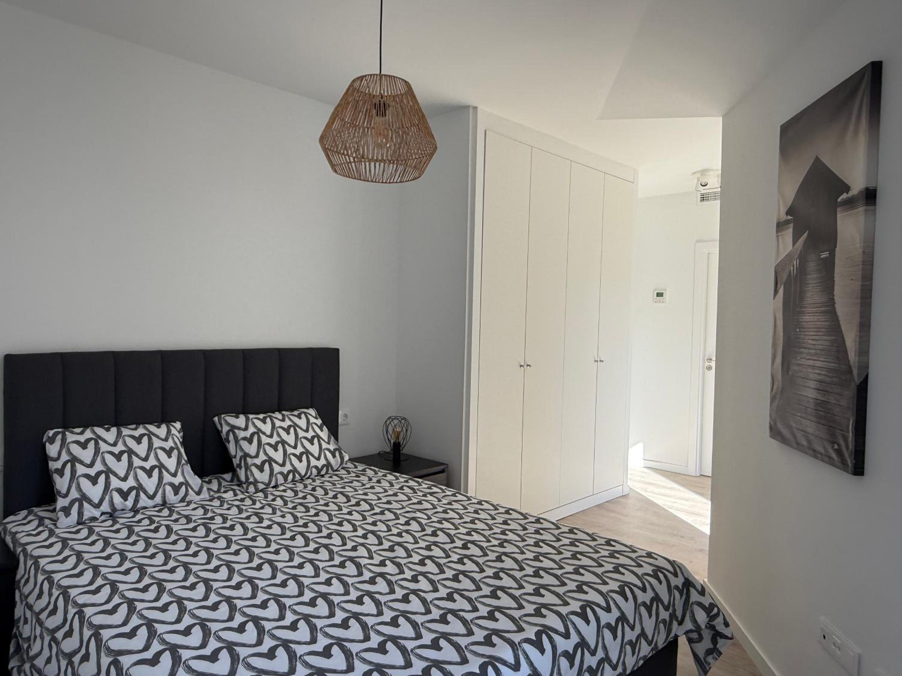 H2M Postigo Duplex terrace 2 bathrooms, Smart TV, Oven