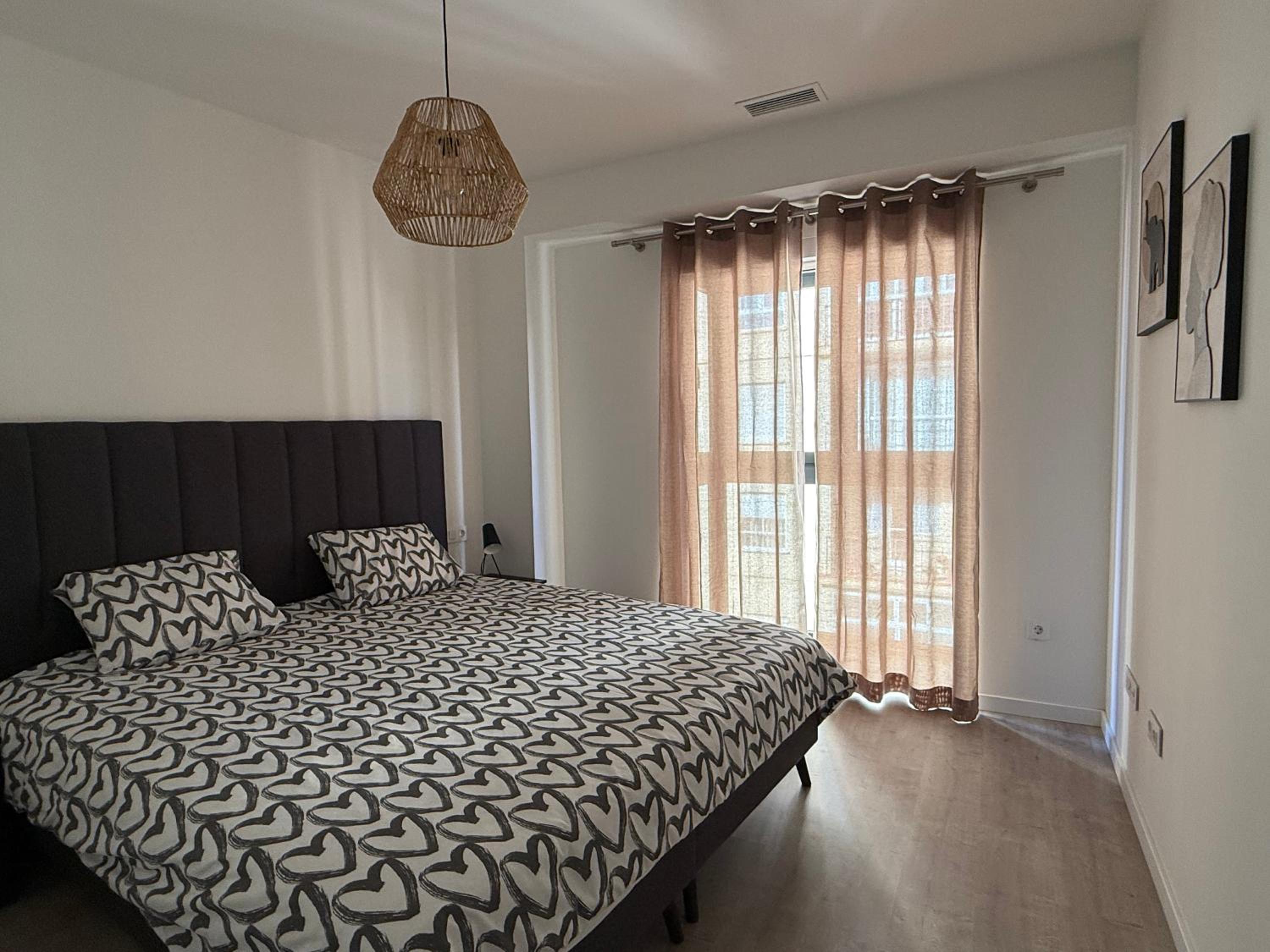 H2M Postigo Duplex terrace 2 bathrooms, Smart TV, Oven