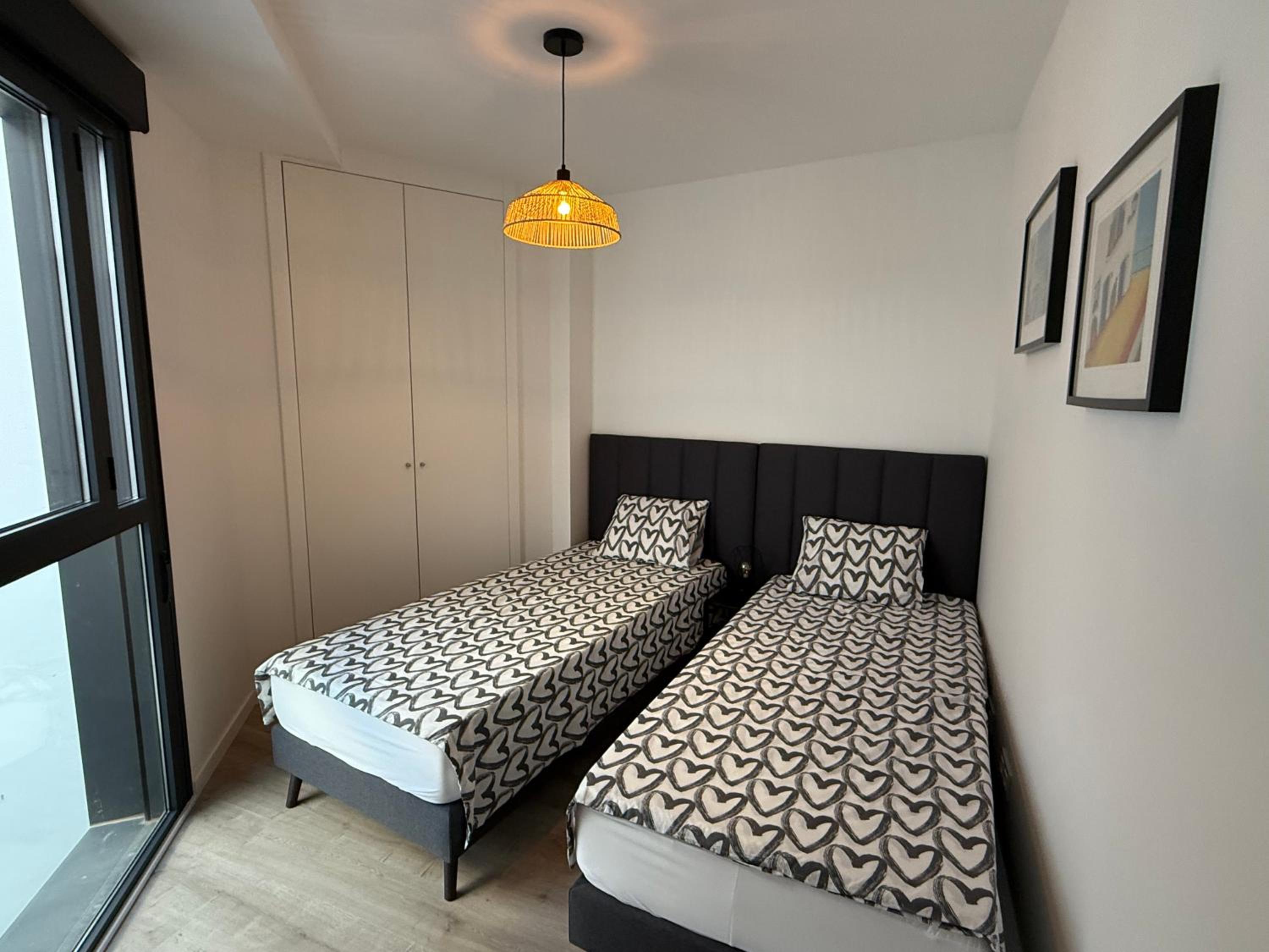 H2M Postigo Duplex terrace 2 bathrooms, Smart TV, Oven