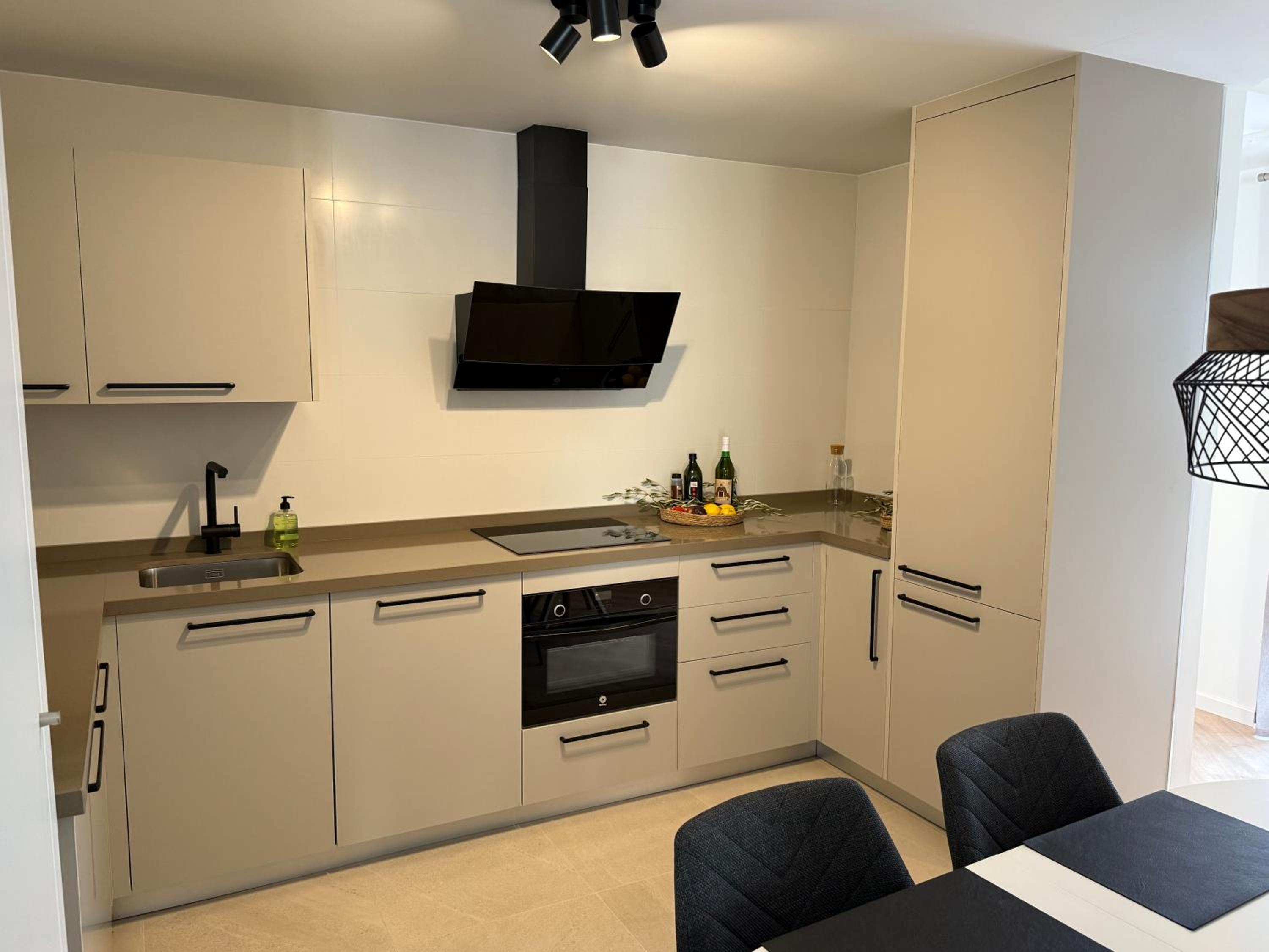 H2M Postigo Duplex terrace 2 bathrooms, Smart TV, Oven