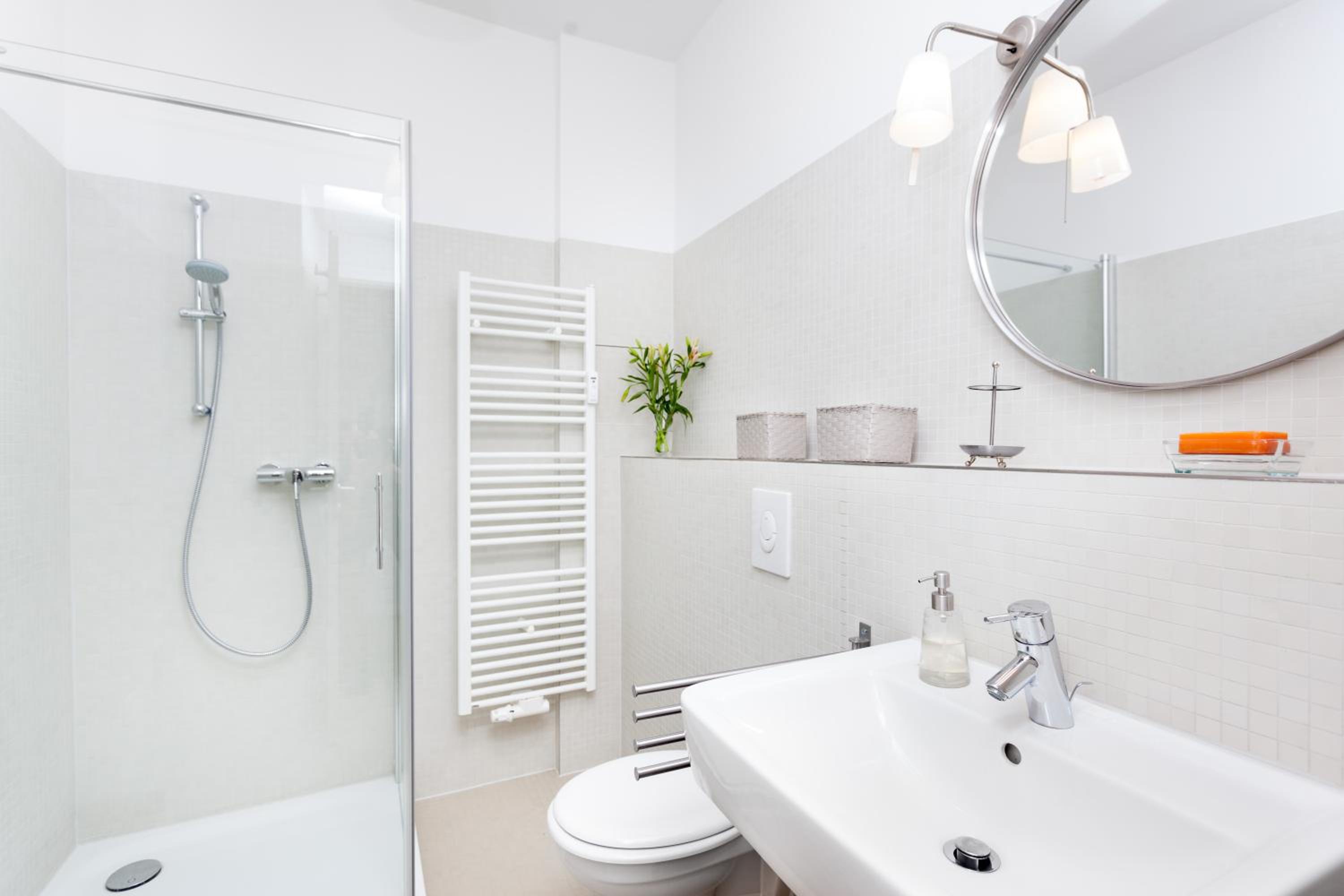 Lofty Torstr Apartments, 4 unique units from 1-3 bedrooms in Mitte, ideal for families & groups, from 2 up to 8 Guests
