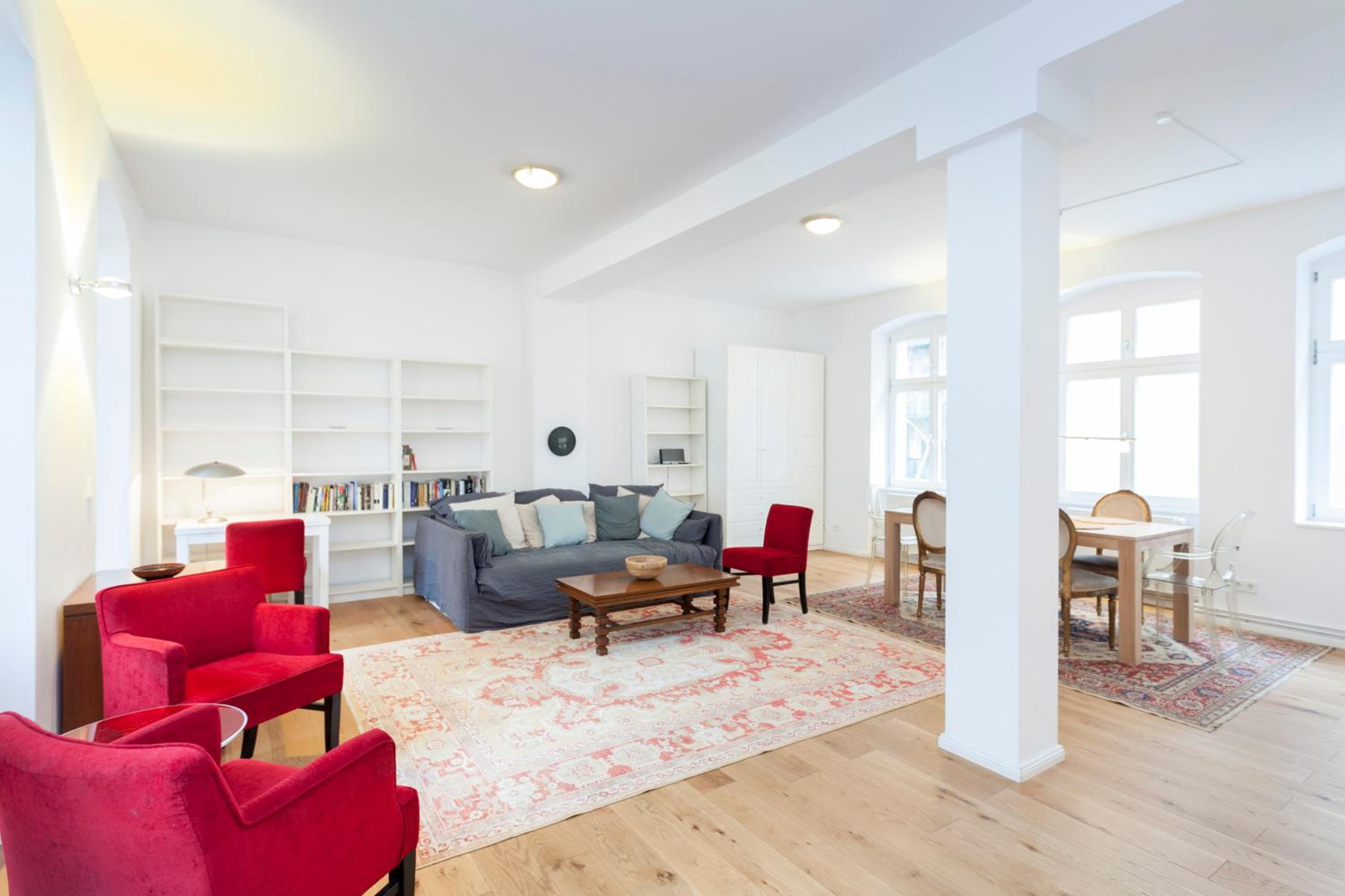 Lofty Torstr Apartments, 4 unique units from 1-3 bedrooms in Mitte, ideal for families & groups, from 2 up to 8 Guests